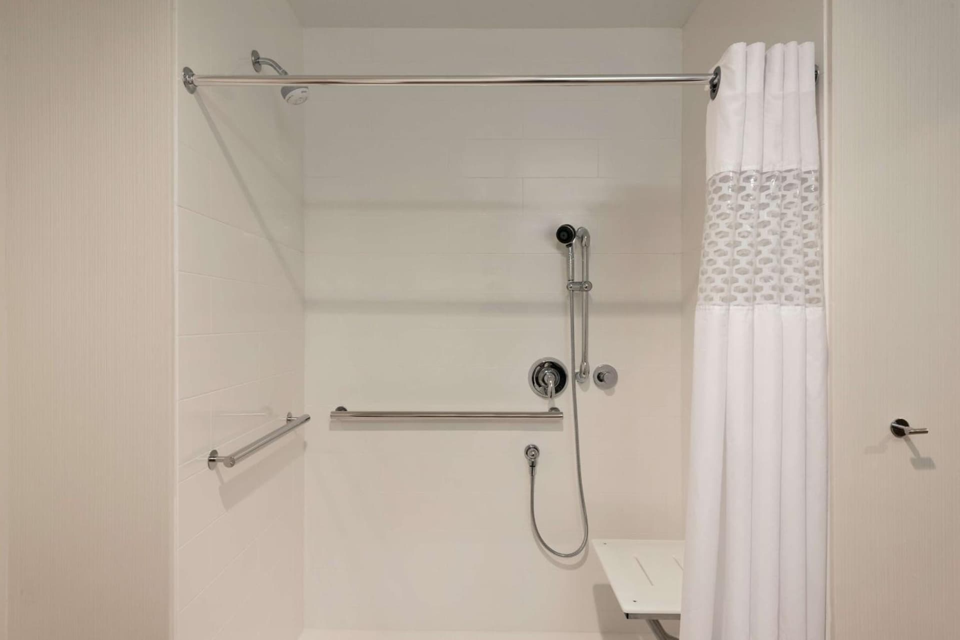 Hampton Inn & Suites Kenosha Pleasant Prairie gallery photo in Kenosha, WI — image 18