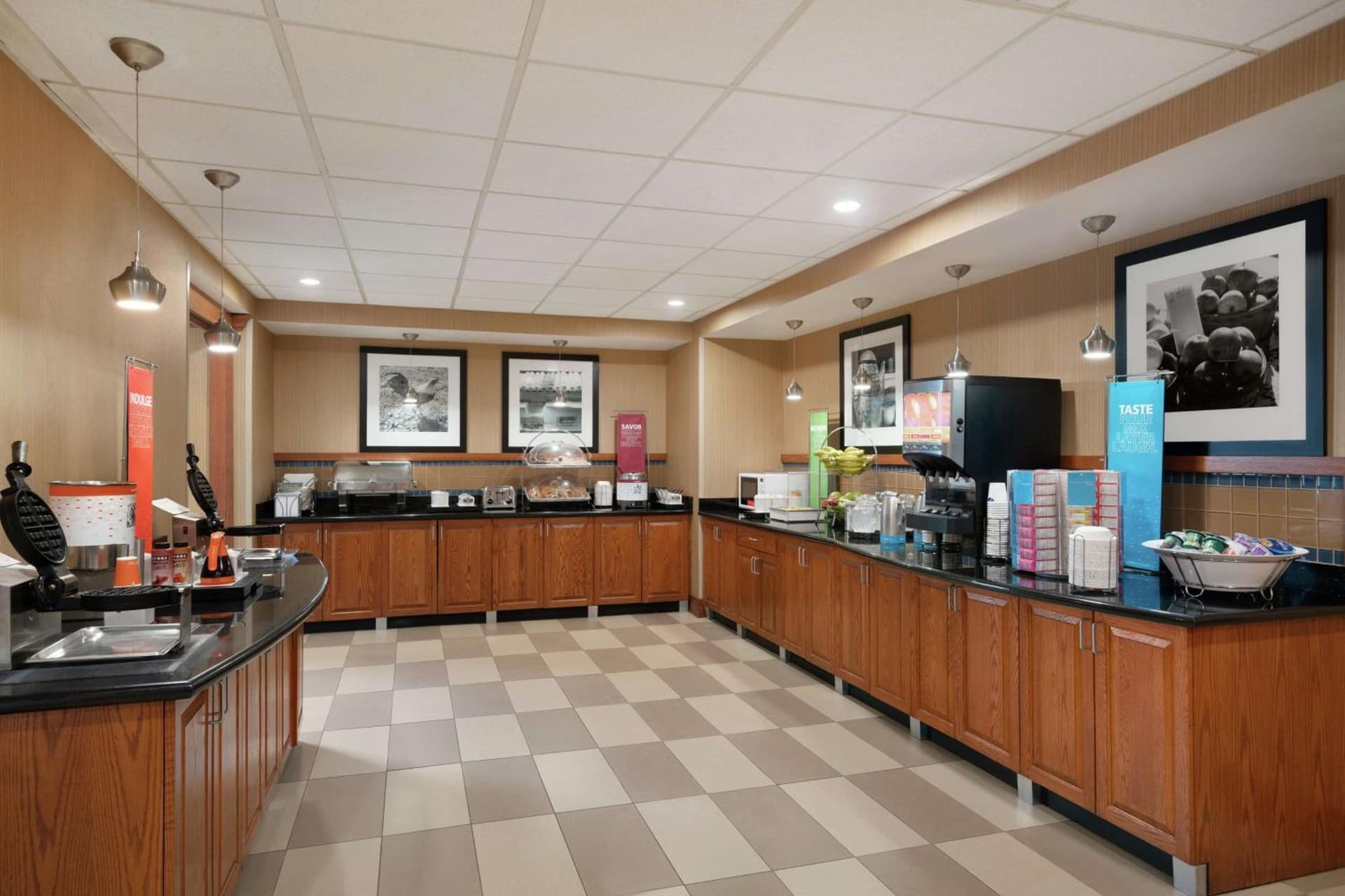 Hampton Inn & Suites Ephrata - Mountain Springs gallery photo in Ephrata, PA — image 28