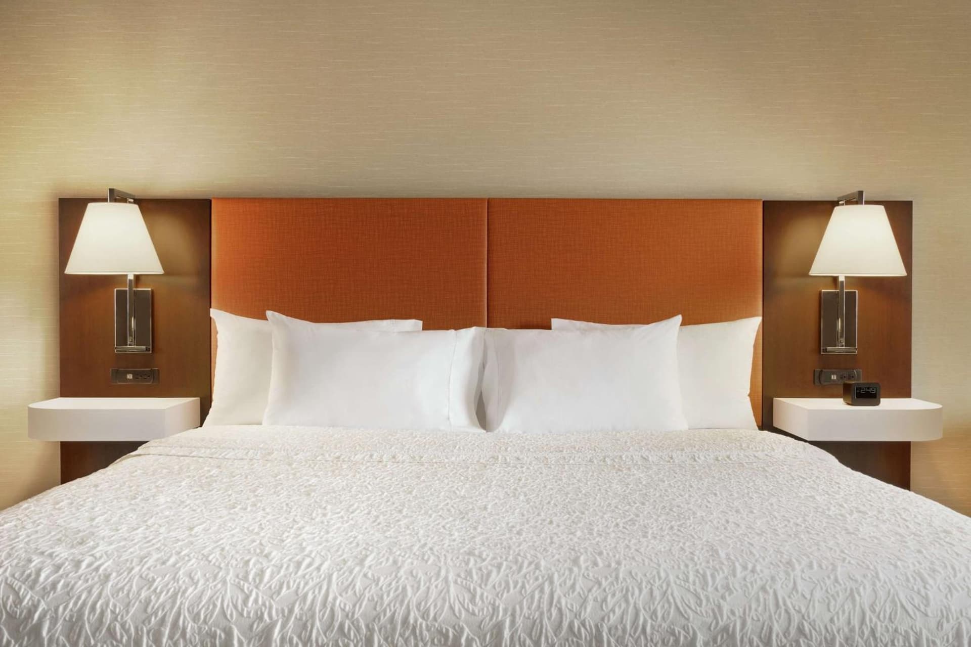 Hampton Inn & Suites Ephrata - Mountain Springs gallery photo in Ephrata, PA — image 26