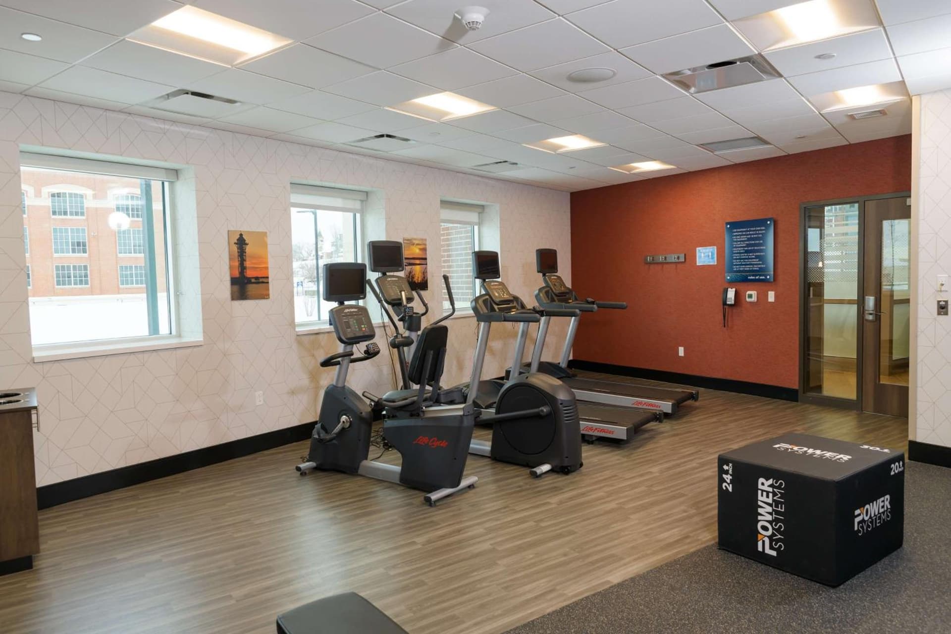 Hampton Inn & Suites Erie Bayfront gallery photo in Erie, PA — image 53