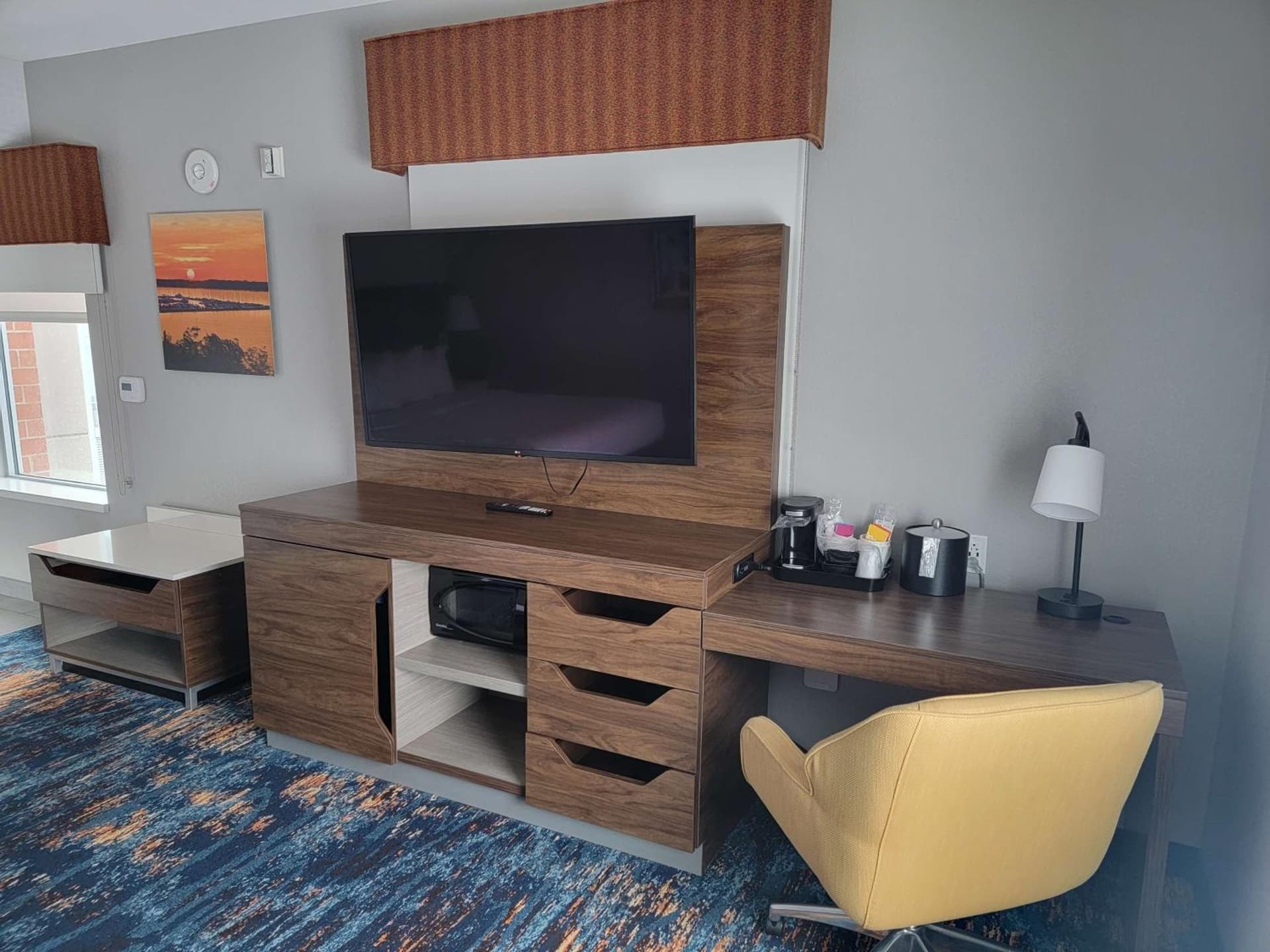 Hampton Inn & Suites Erie Bayfront gallery photo in Erie, PA — image 45