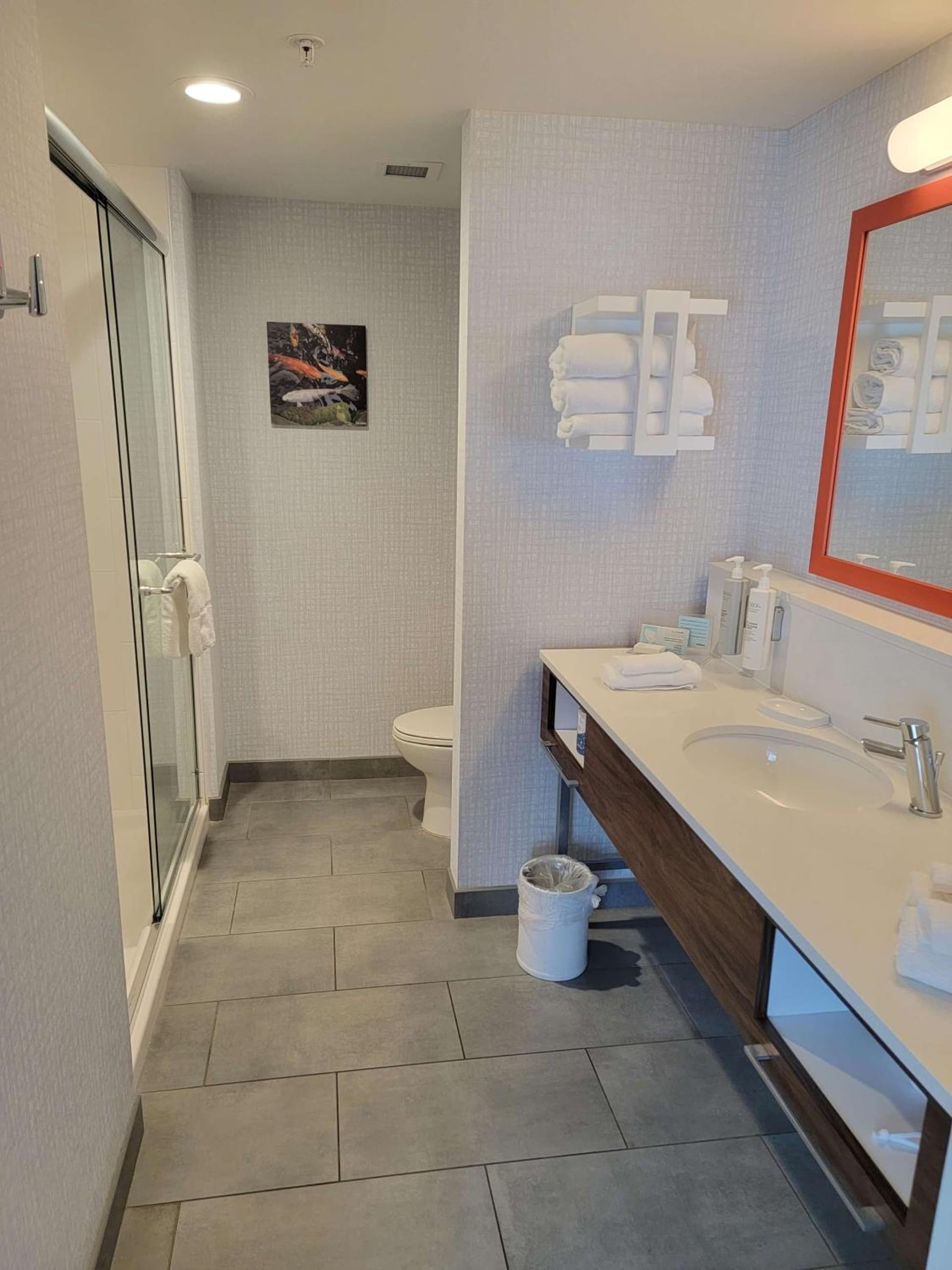 Hampton Inn & Suites Erie Bayfront gallery photo in Erie, PA — image 42