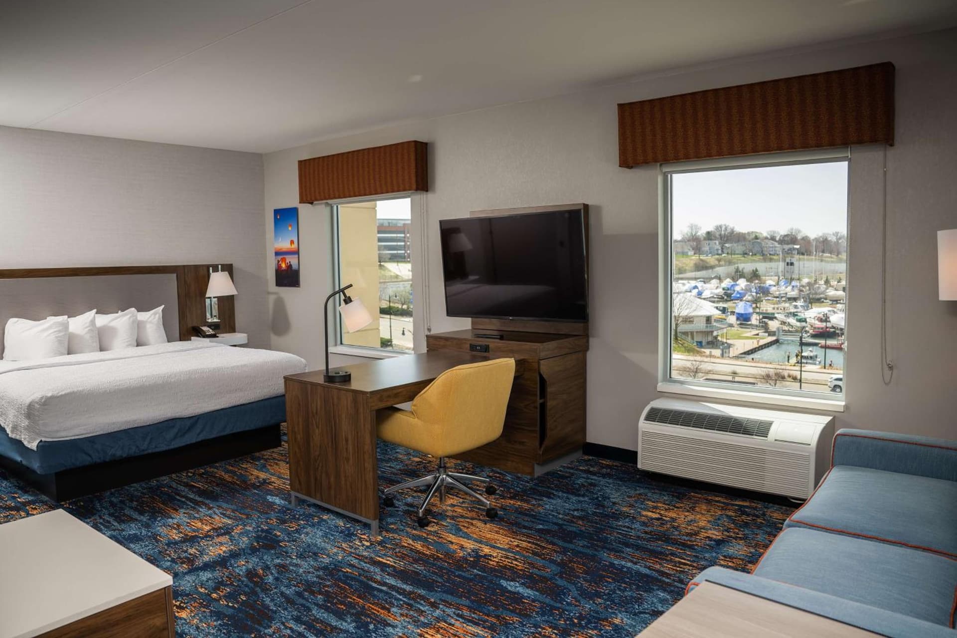 Hampton Inn & Suites Erie Bayfront gallery photo in Erie, PA — image 19