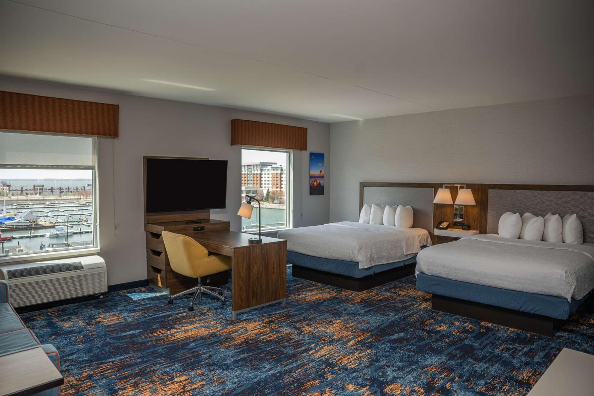 Hampton Inn & Suites Erie Bayfront gallery photo in Erie, PA — image 44