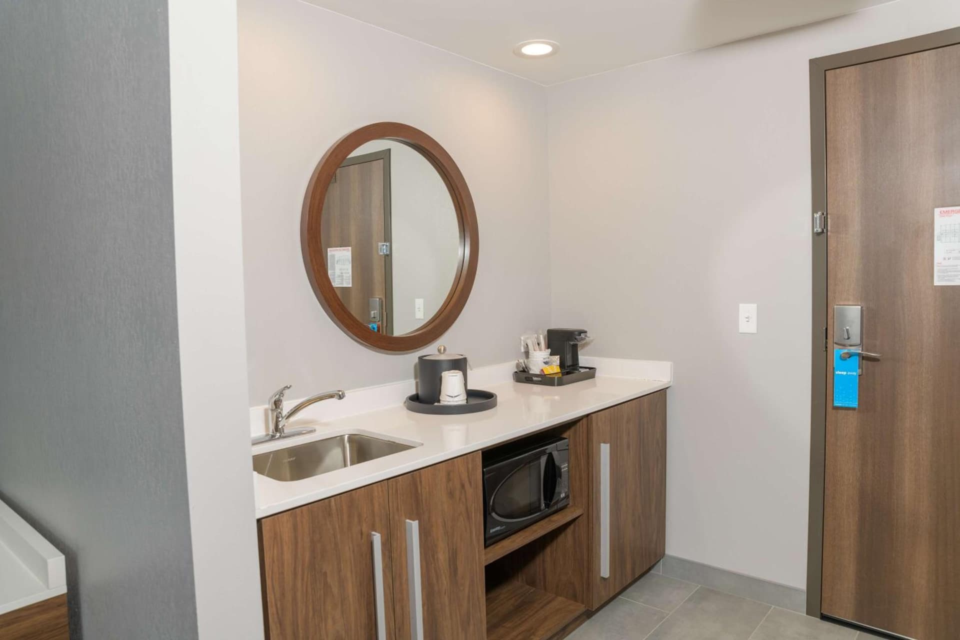 Hampton Inn & Suites Erie Bayfront property views in Erie, PA — gallery photo 3