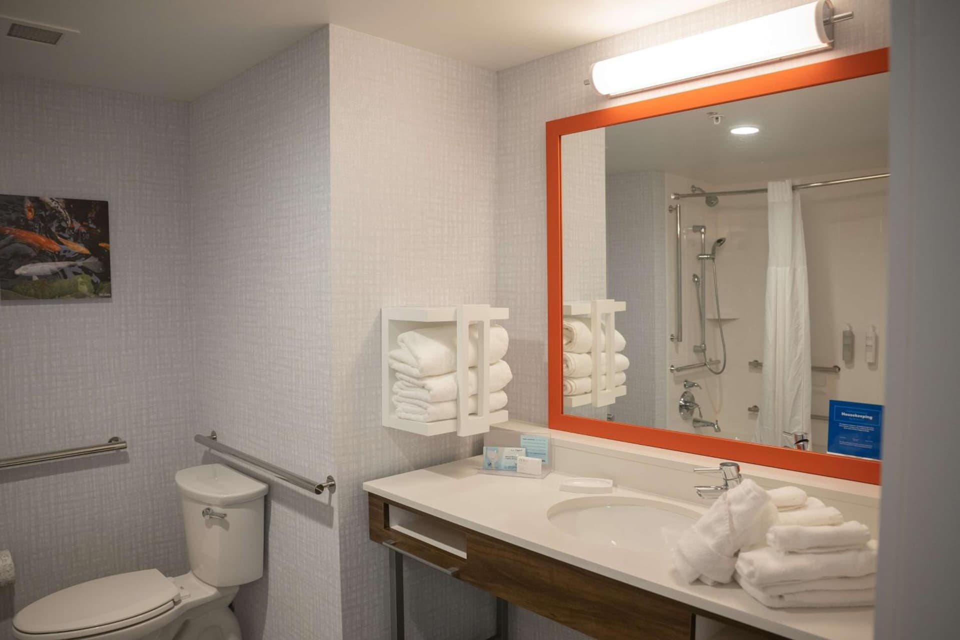 Hampton Inn & Suites Erie Bayfront gallery photo in Erie, PA — image 49