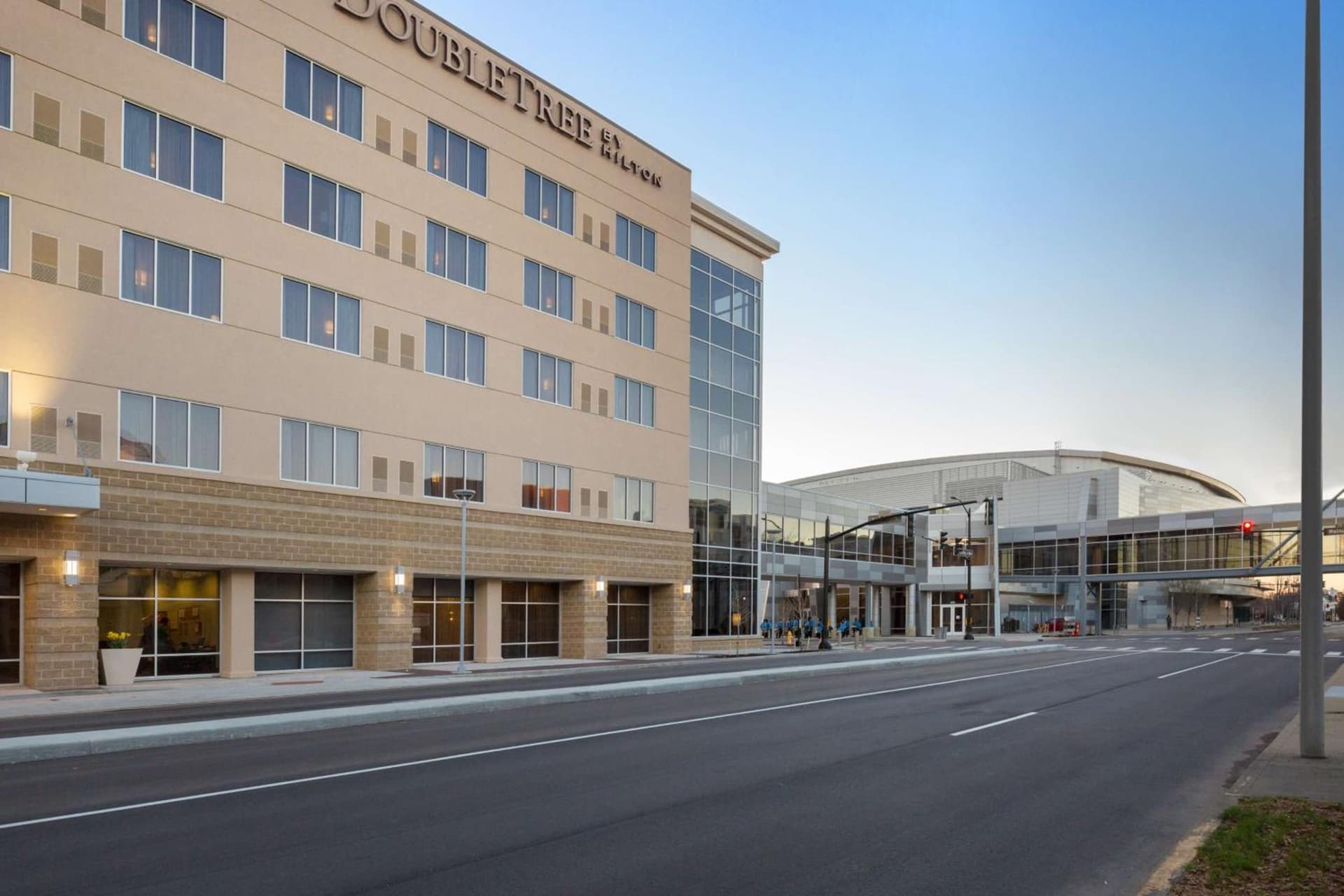 DoubleTree by Hilton Evansville — hotel in Evansville, Indiana