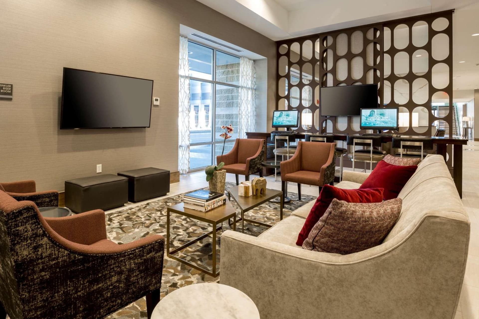 DoubleTree by Hilton Evansville gallery photo in Evansville, IN — image 62