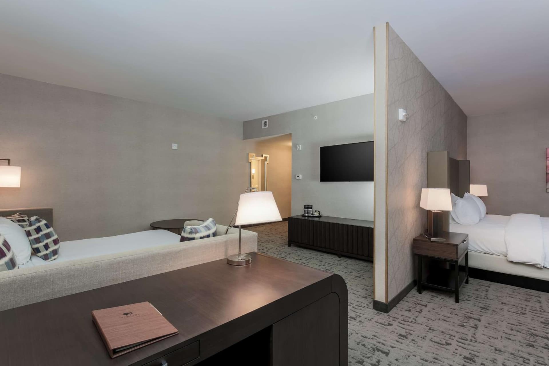 DoubleTree by Hilton Evansville gallery photo in Evansville, IN — image 46