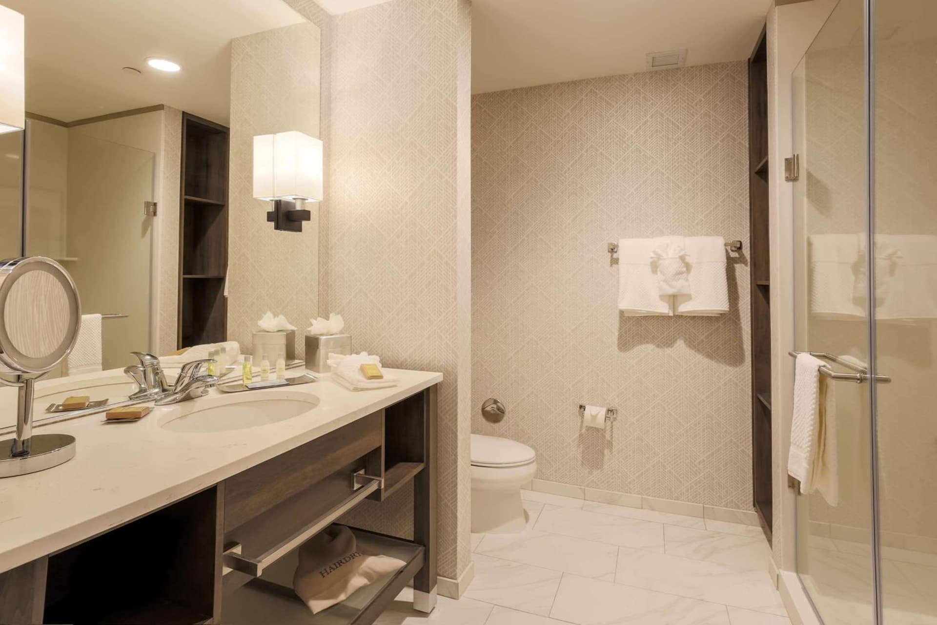 DoubleTree by Hilton Evansville gallery photo in Evansville, IN — image 6