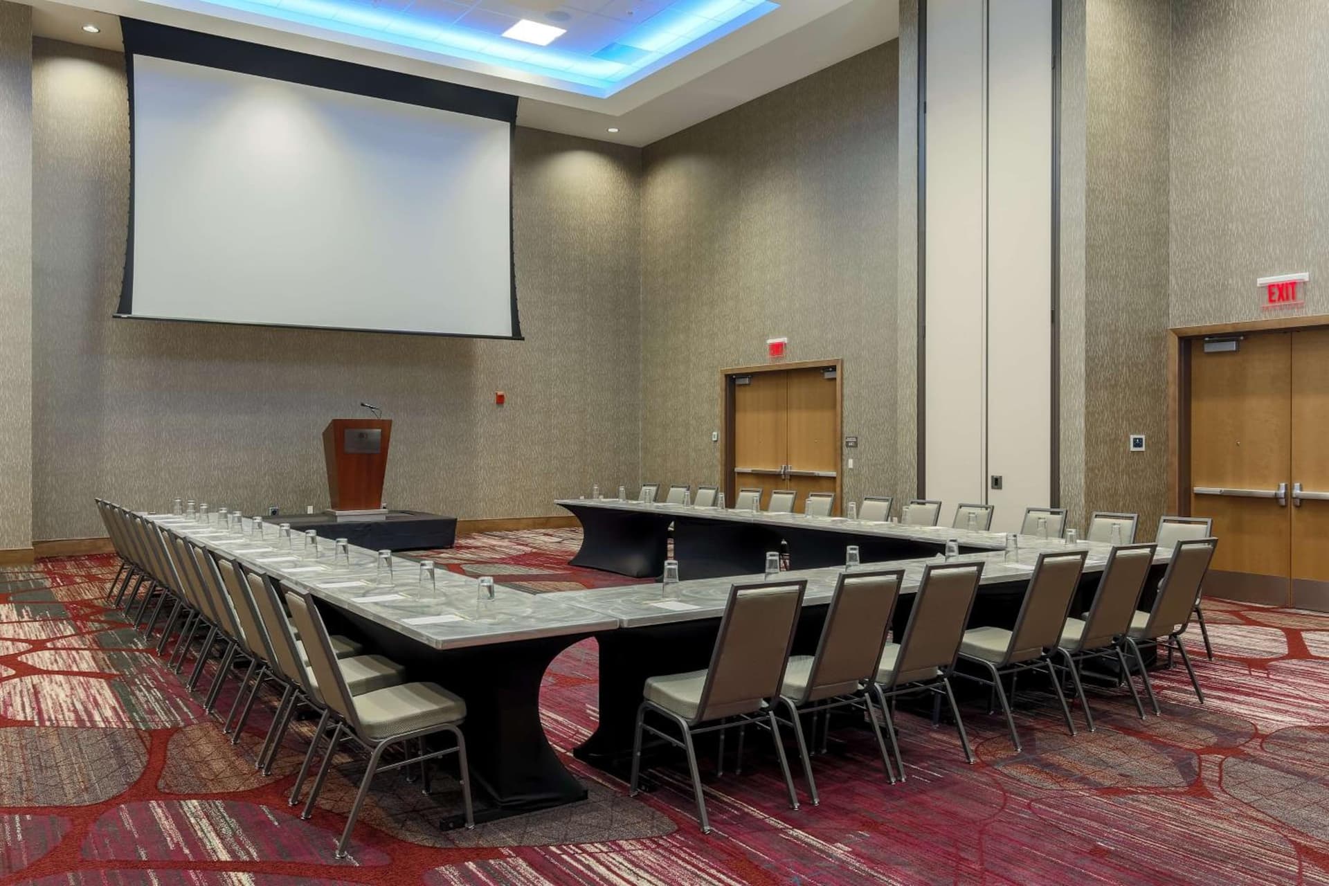 DoubleTree by Hilton Evansville gallery photo in Evansville, IN — image 11