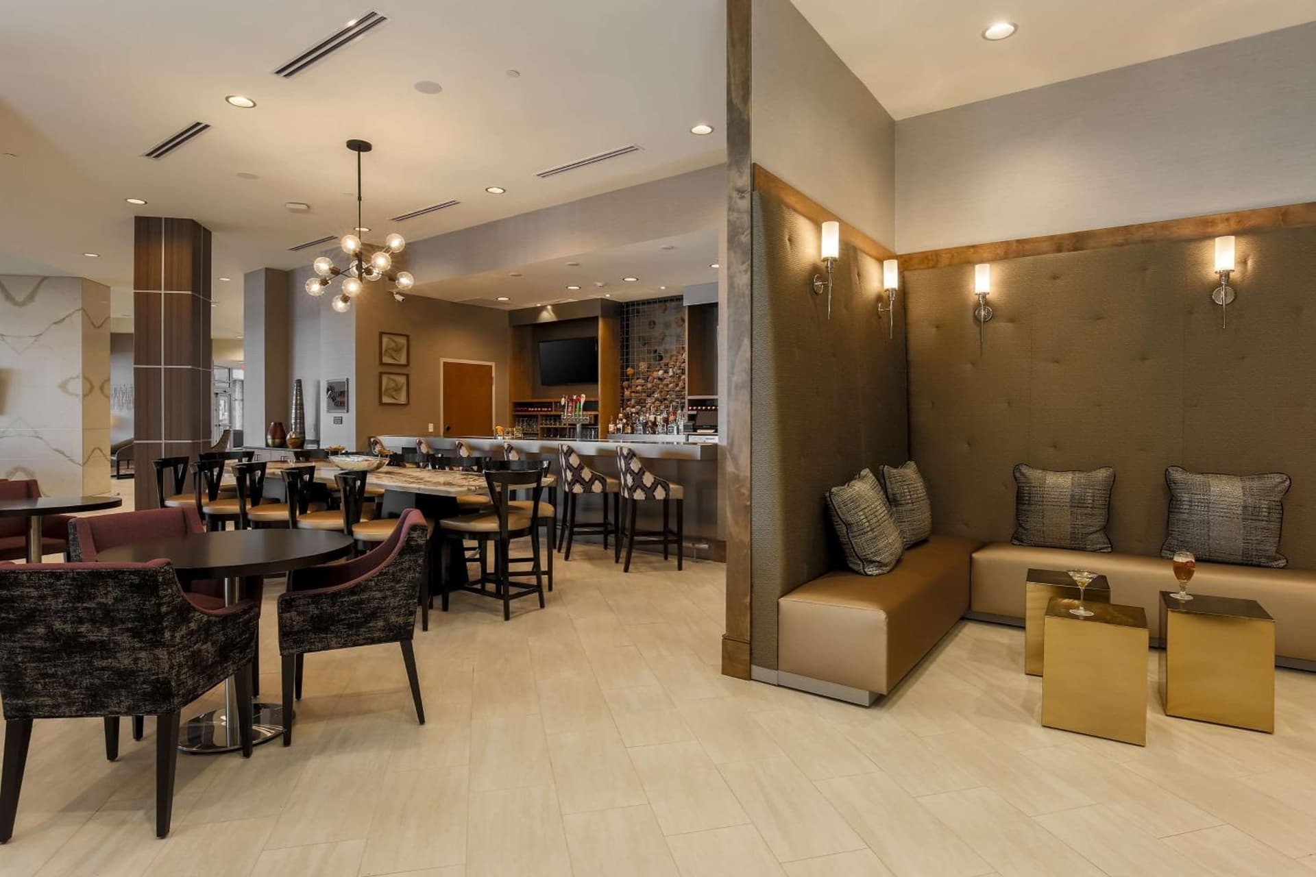 DoubleTree by Hilton Evansville property views in Evansville, IN — gallery photo 3
