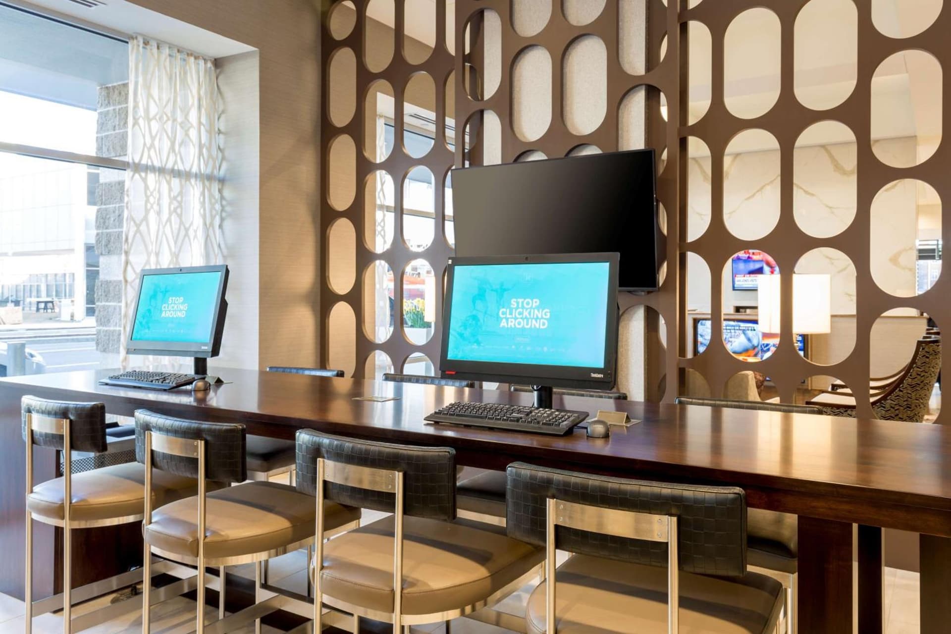 DoubleTree by Hilton Evansville gallery photo in Evansville, IN — image 65