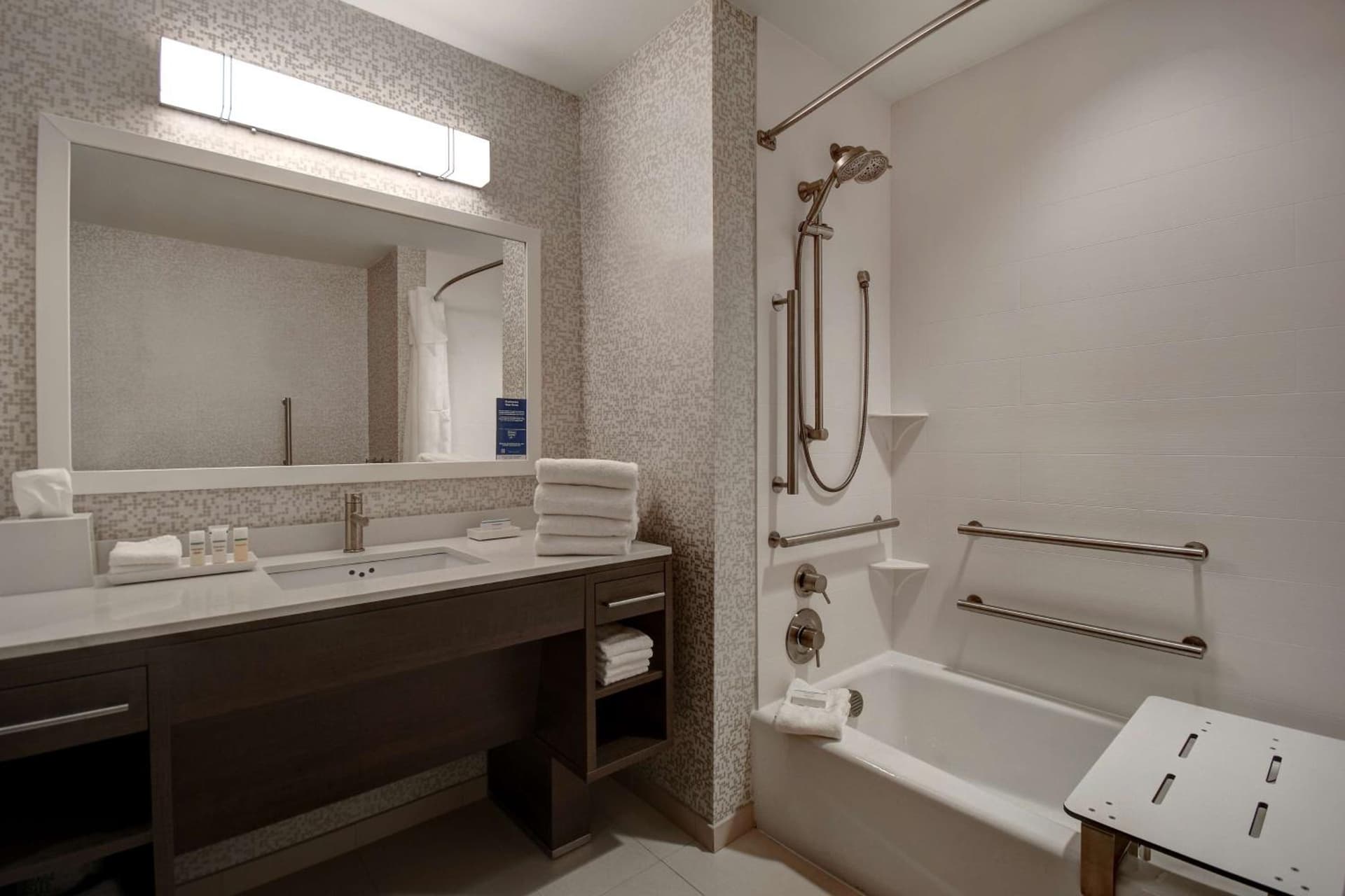 Home2 Suites East Hanover, NJ gallery photo in East Hanover — image 46