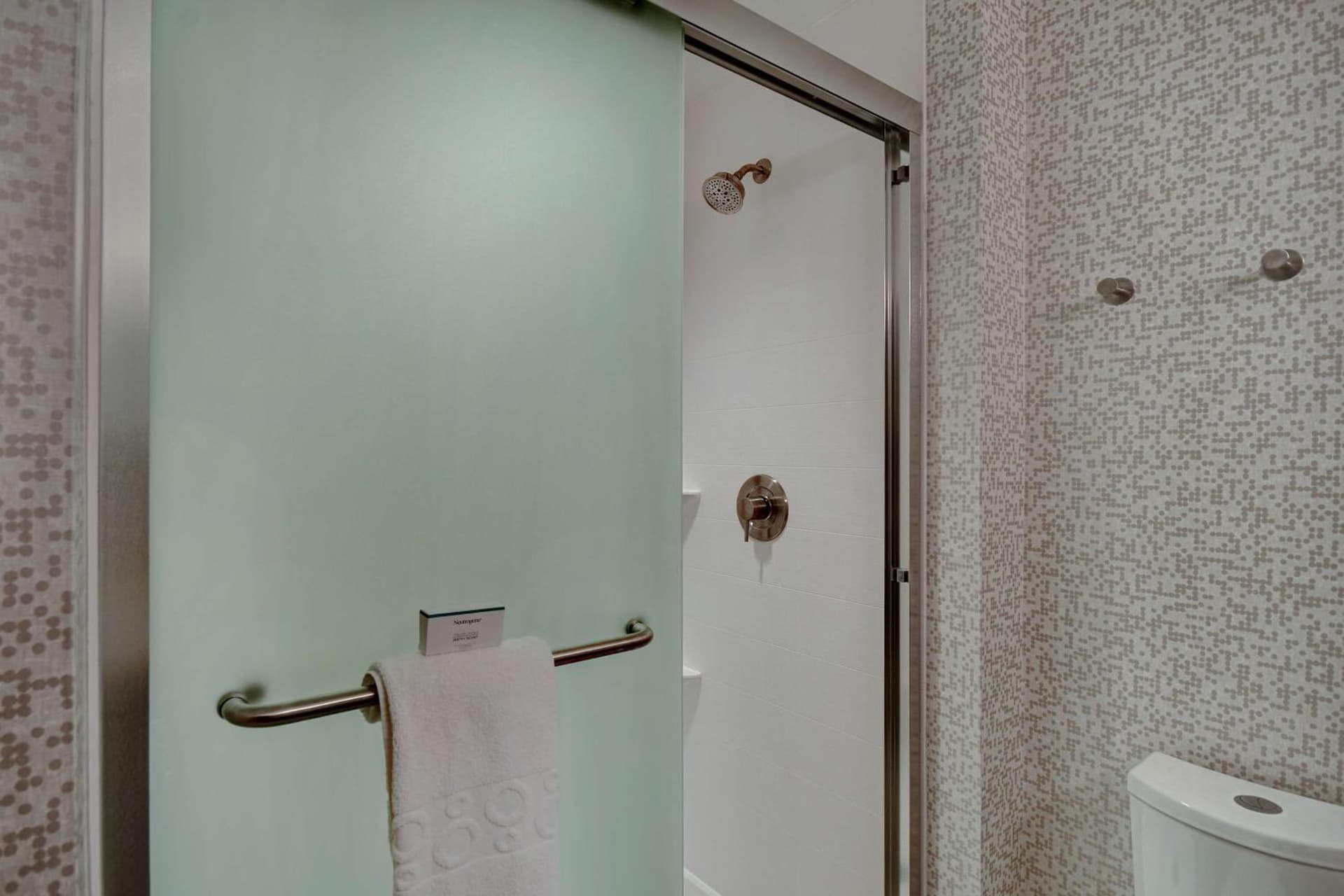 Home2 Suites East Hanover, NJ gallery photo in East Hanover — image 11