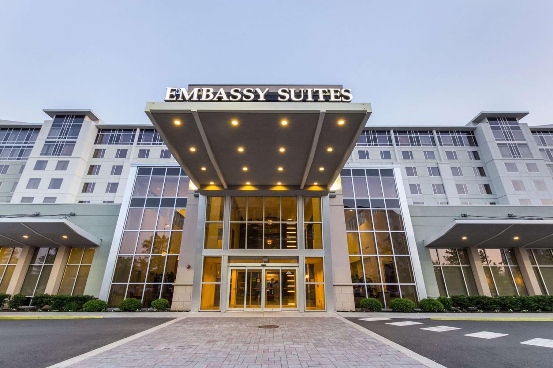 Embassy Suites Newark Airport gallery photo in Elizabeth, NJ — image 33