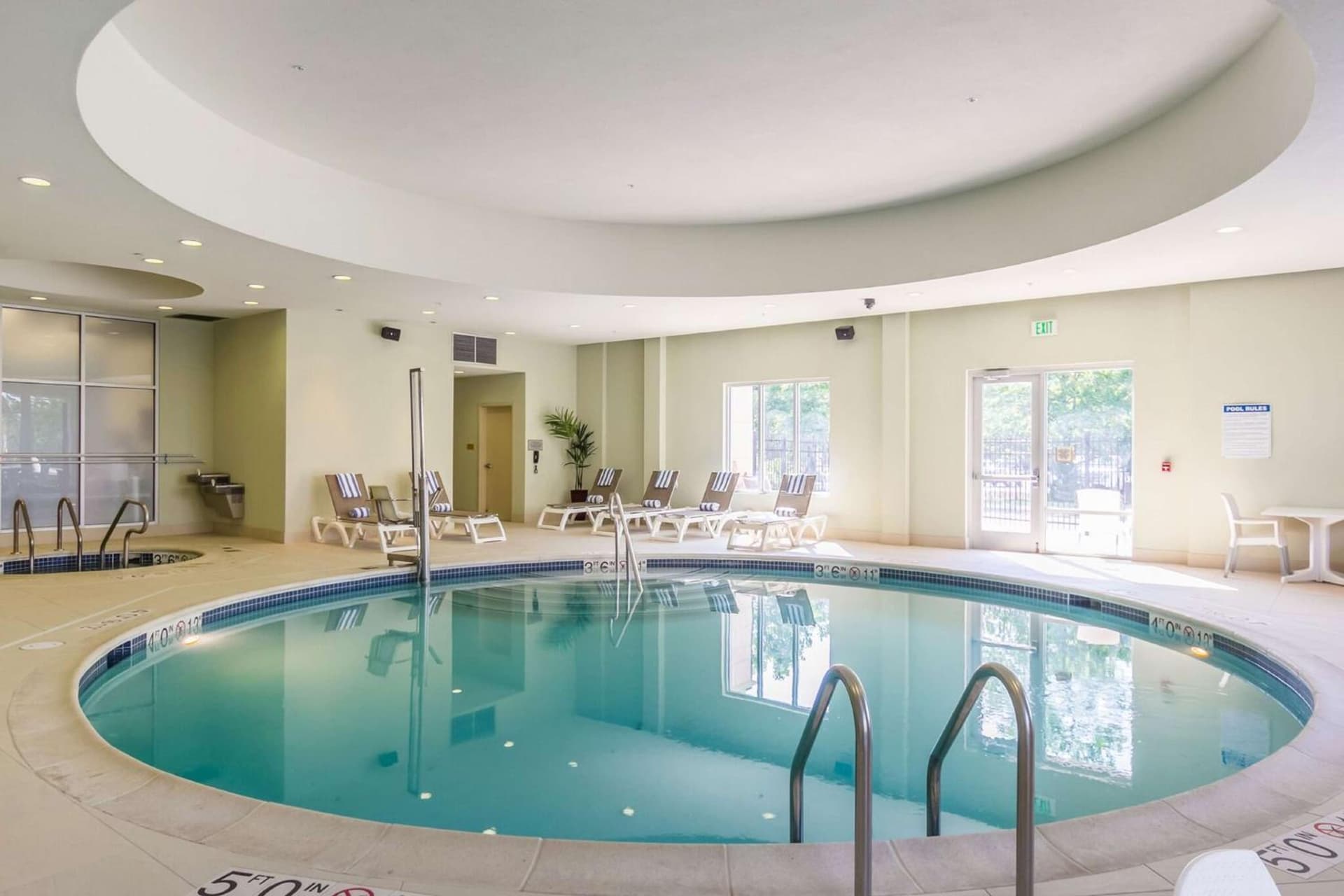 Embassy Suites Newark Airport gallery photo in Elizabeth, NJ — image 16