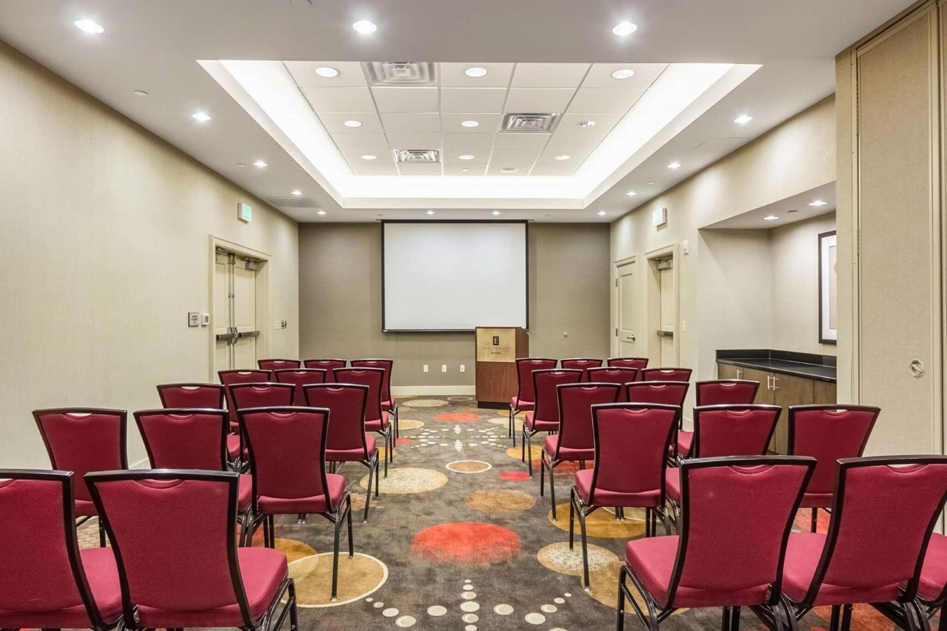 Embassy Suites Newark Airport gallery photo in Elizabeth, NJ — image 13