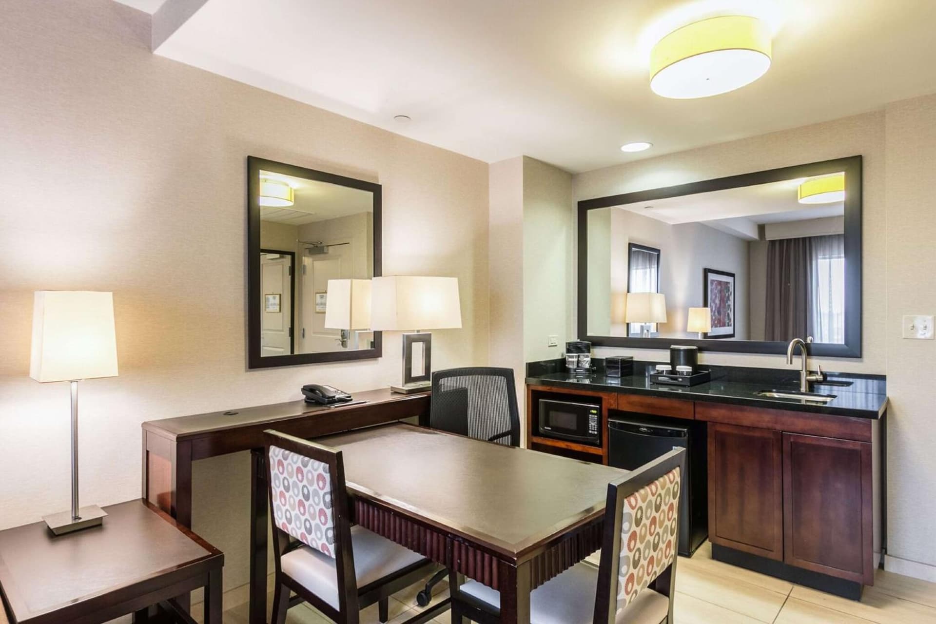 Embassy Suites Newark Airport gallery photo in Elizabeth, NJ — image 7