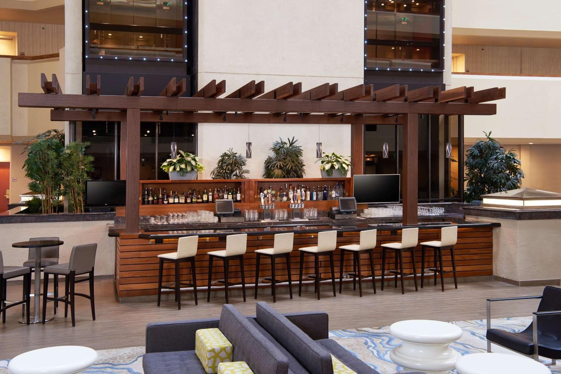 DoubleTree by Hilton Fresno Convention Center gallery photo in Fresno, CA — image 11