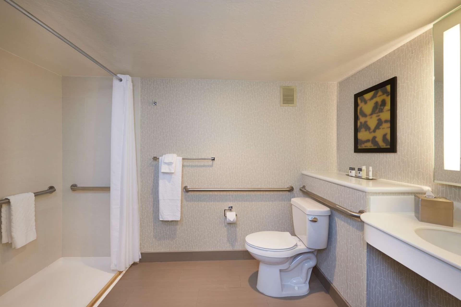DoubleTree by Hilton Fresno Convention Center gallery photo in Fresno, CA — image 8