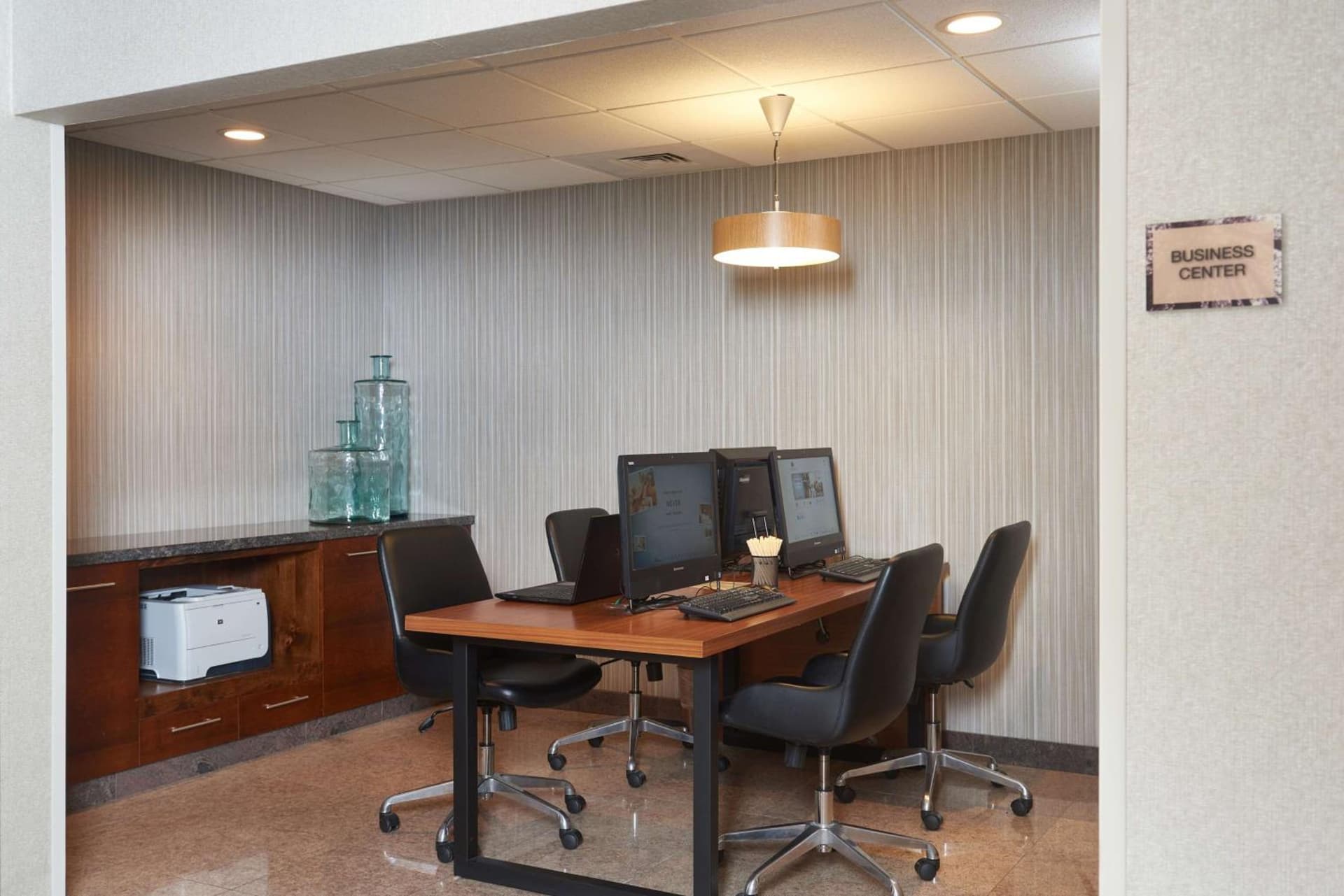 DoubleTree by Hilton Fresno Convention Center gallery photo in Fresno, CA — image 34