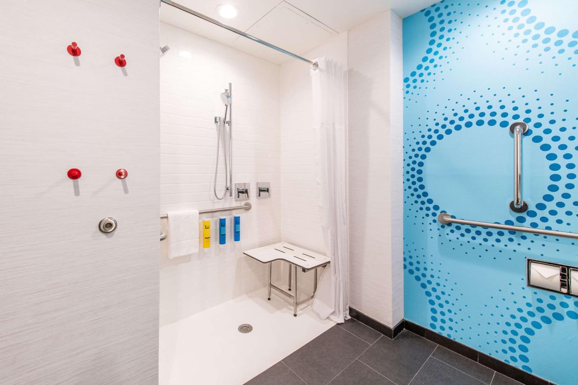 Tru by Hilton Fayetteville I-95 gallery photo in Fayetteville, NC — image 17