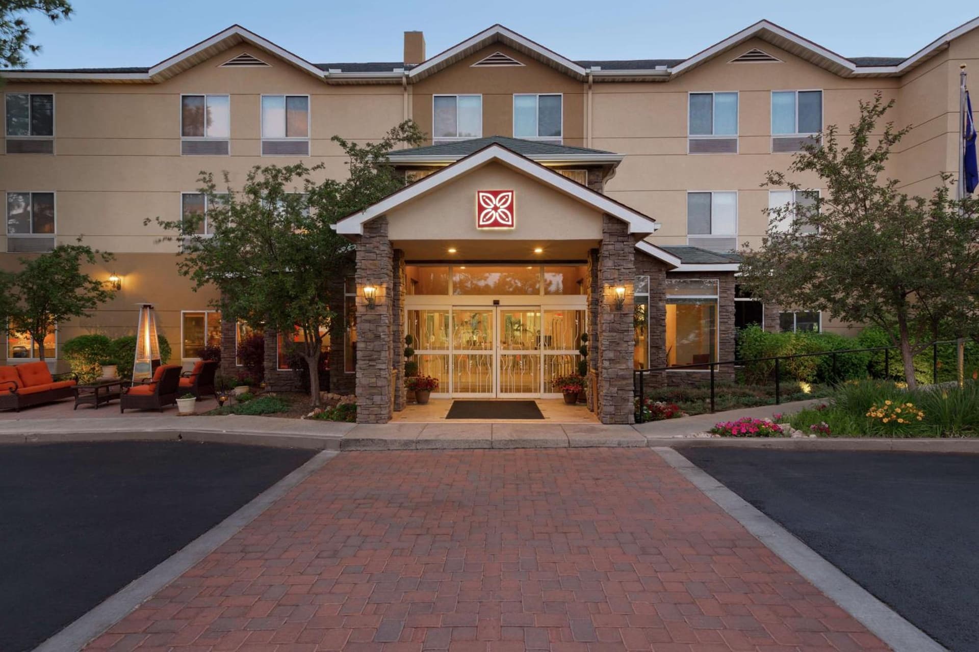 Hilton Garden Inn Flagstaff interior in Flagstaff, AZ — gallery photo 2