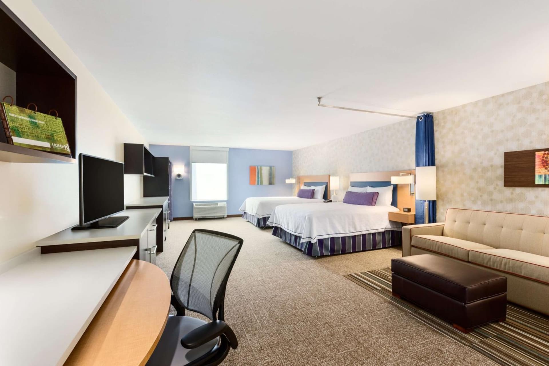 Home2 Suites by Hilton Sioux Falls Sanford Medical Center interior in Sioux Falls, SD — gallery photo 2