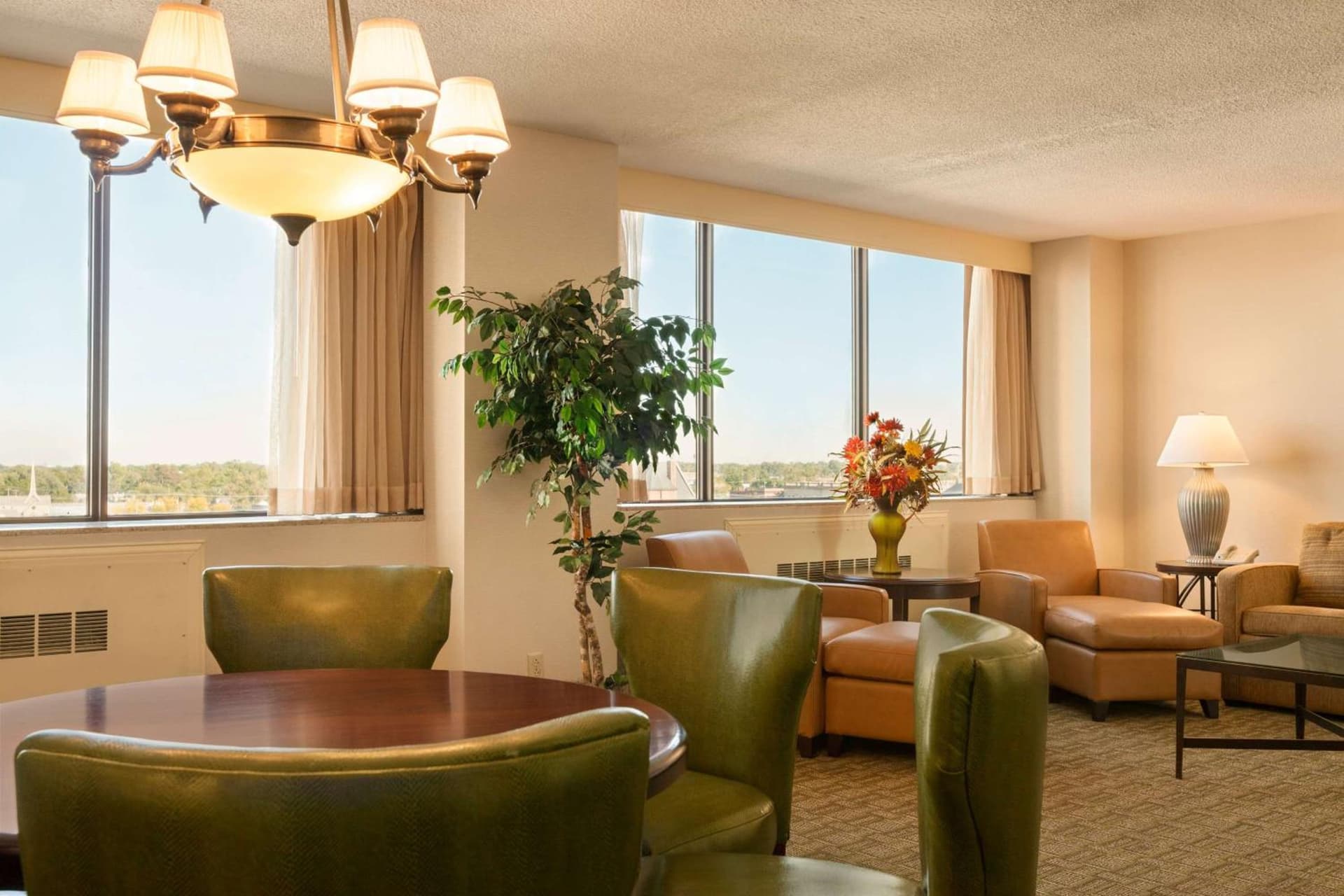 Hilton Fort Wayne at the Grand Wayne Convention Center gallery photo in Fort Wayne, IN — image 14