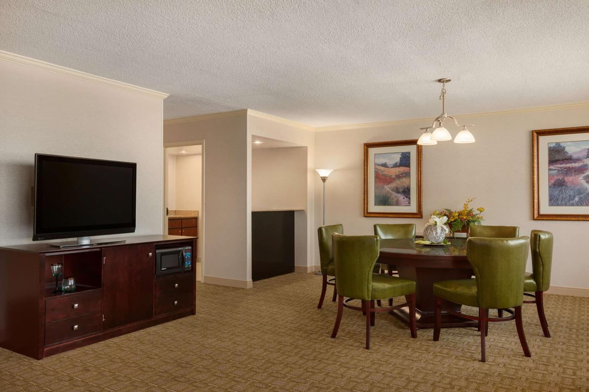 Hilton Fort Wayne at the Grand Wayne Convention Center gallery photo in Fort Wayne, IN — image 13