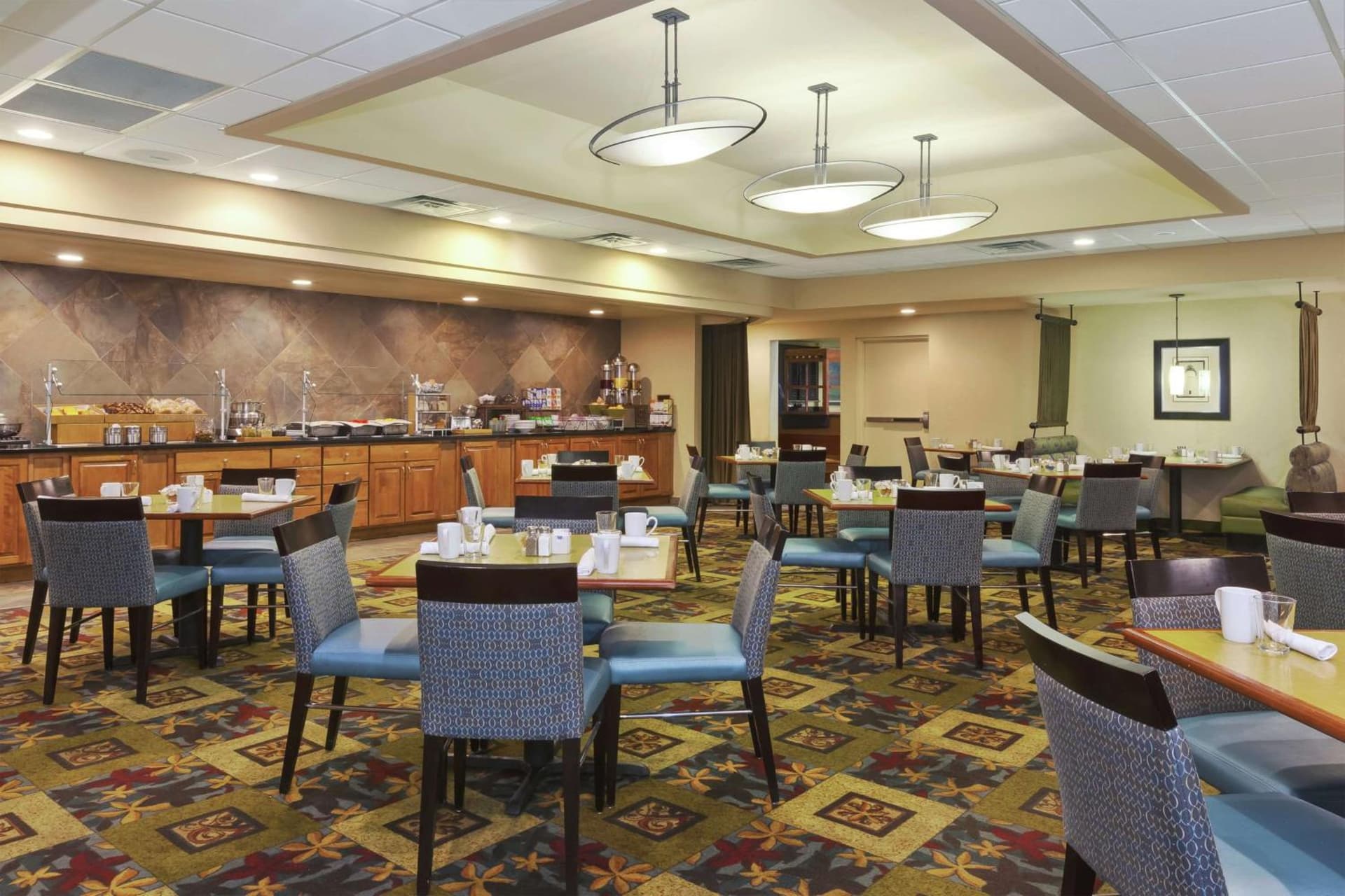 DoubleTree by Hilton Holland gallery photo in Holland, MI — image 6