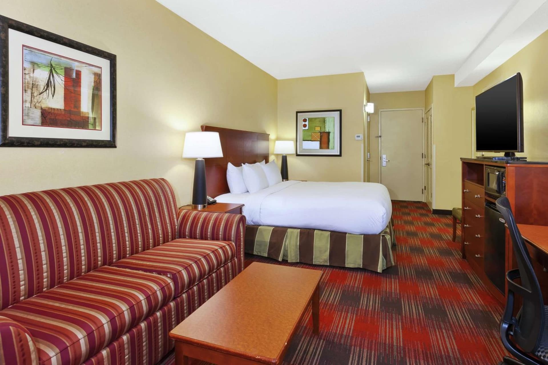 DoubleTree by Hilton Holland gallery photo in Holland, MI — image 66