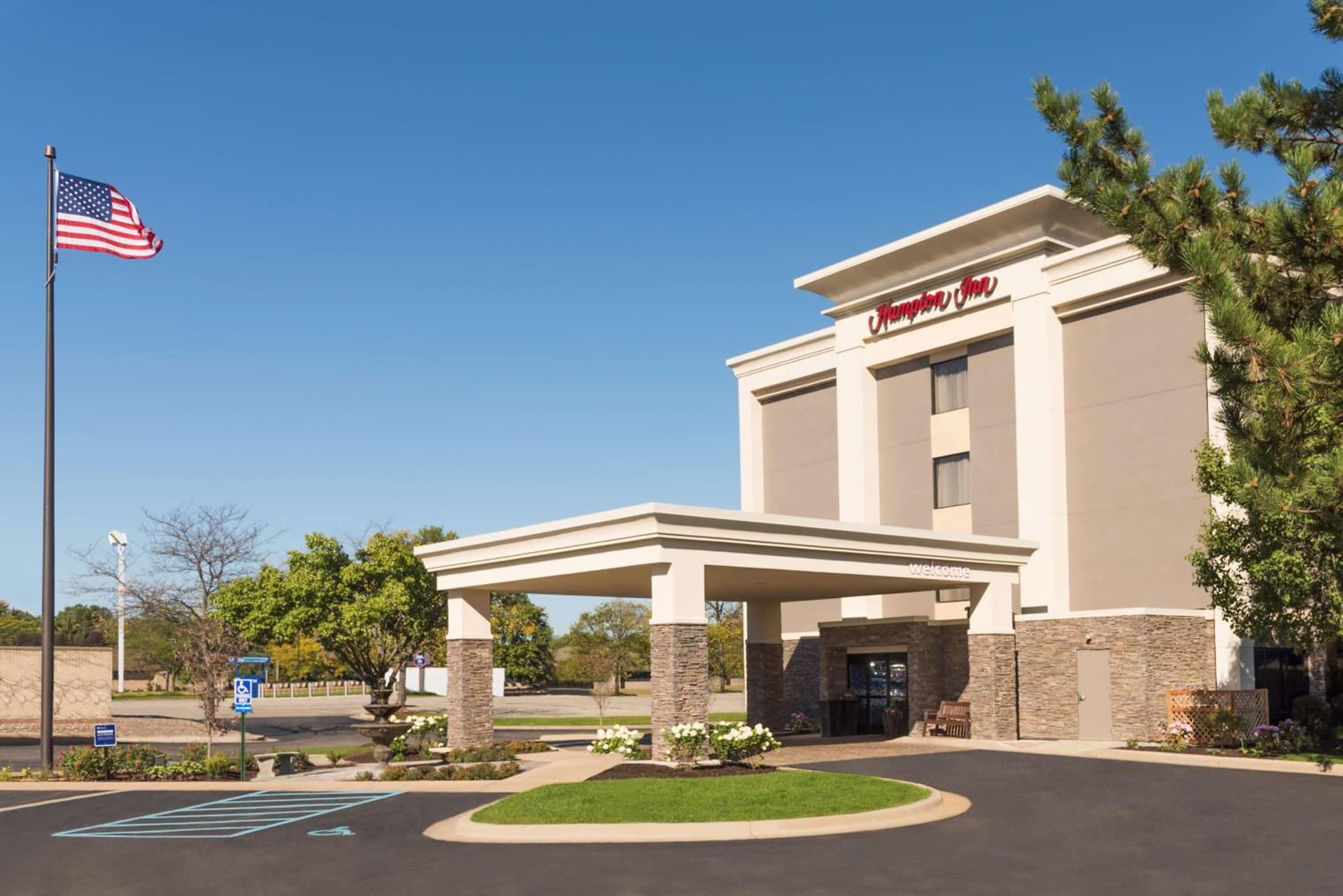 Hampton Inn Grand Rapids-South interior in Wyoming, MI — gallery photo 2