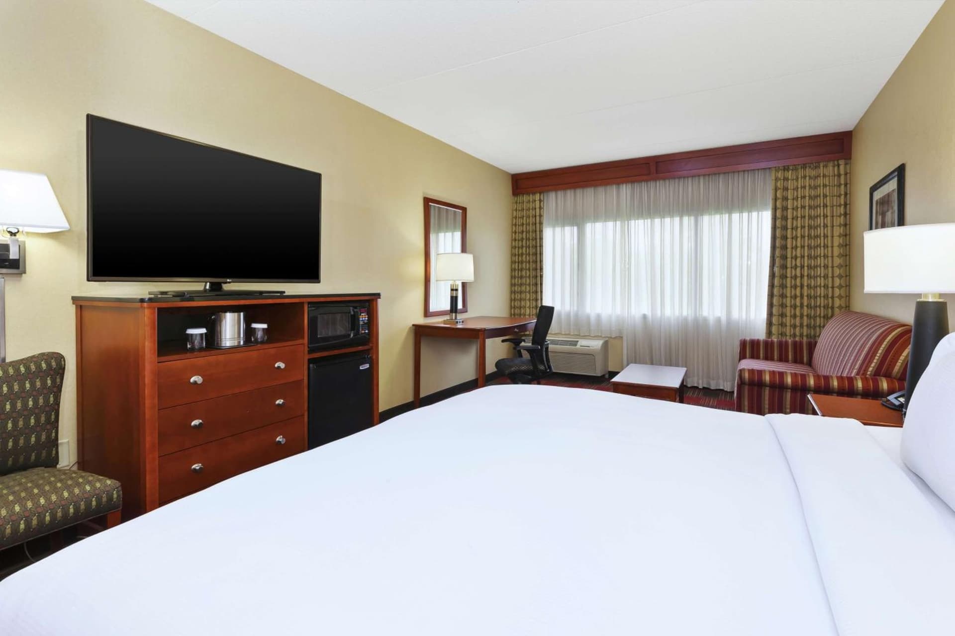 DoubleTree by Hilton Holland gallery photo in Holland, MI — image 11