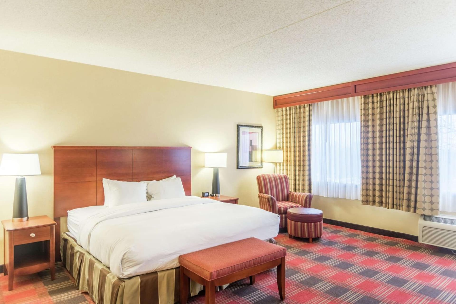 DoubleTree by Hilton Holland gallery photo in Holland, MI — image 50