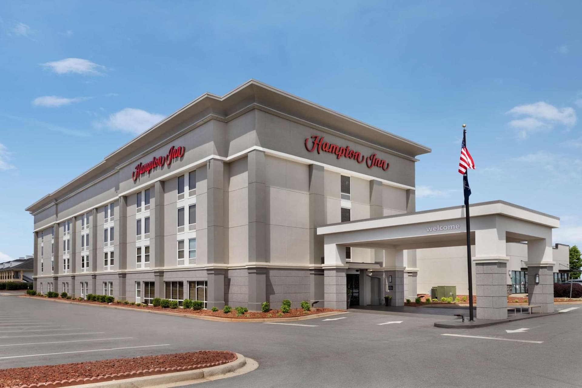 Hampton Inn Greenville-Simpsonville interior in Simpsonville, SC — gallery photo 2