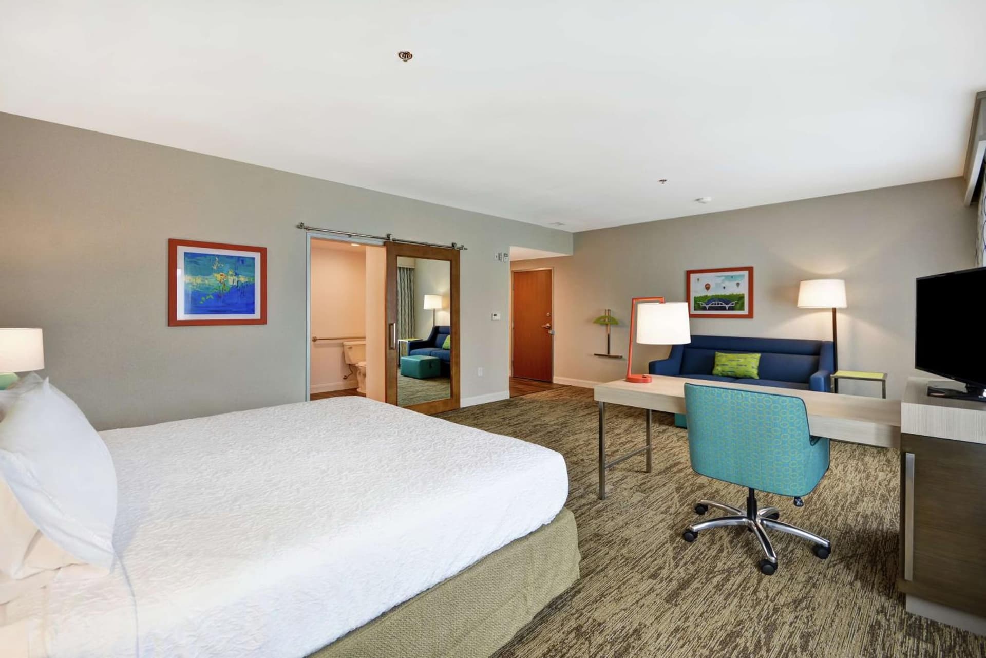 Hampton Inn & Suites Grants Pass gallery photo in Grants Pass, OR — image 9