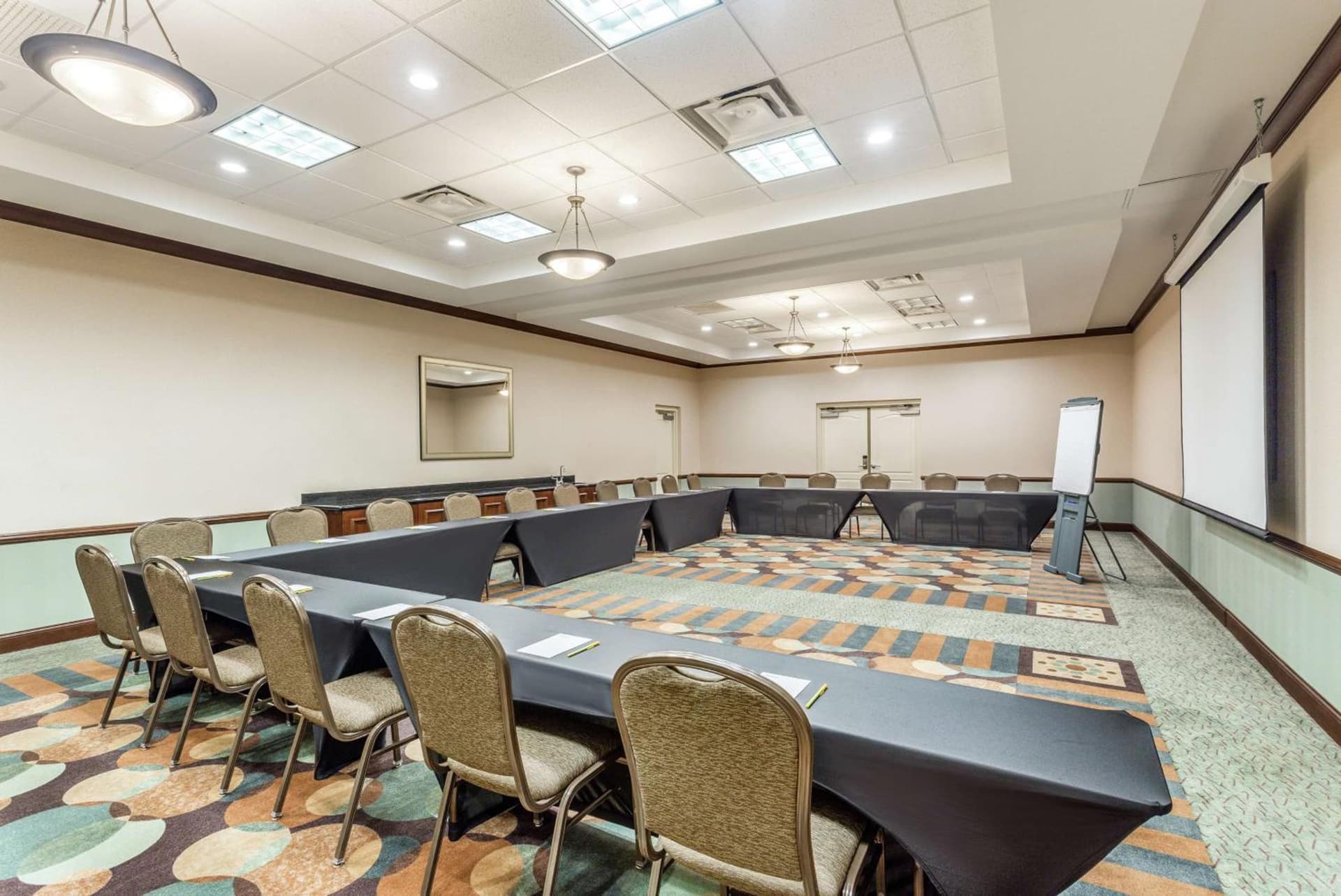 Hilton Garden Inn Gainesville gallery photo in Gainesville, GA — image 36