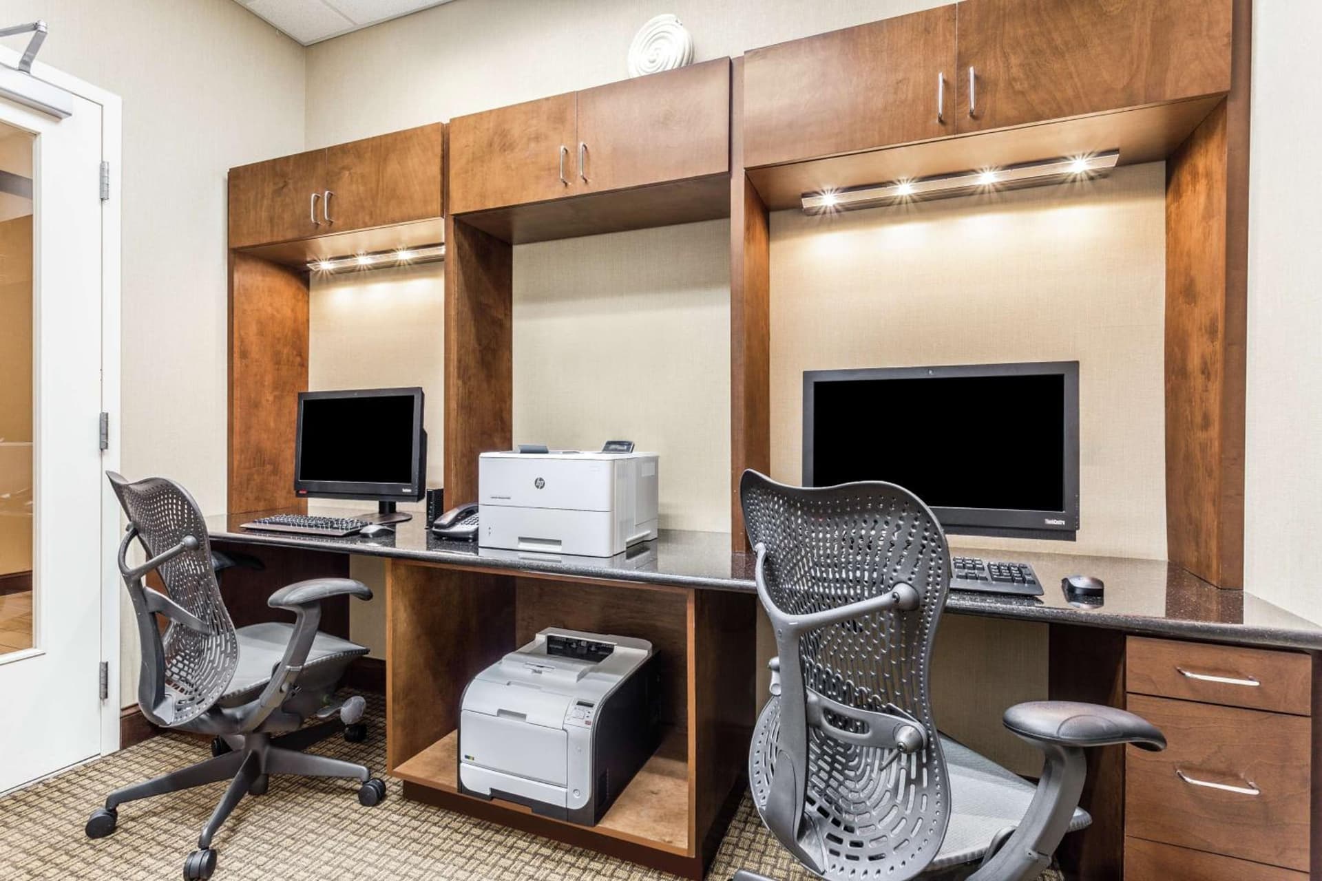 Hilton Garden Inn Gainesville gallery photo in Gainesville, GA — image 10