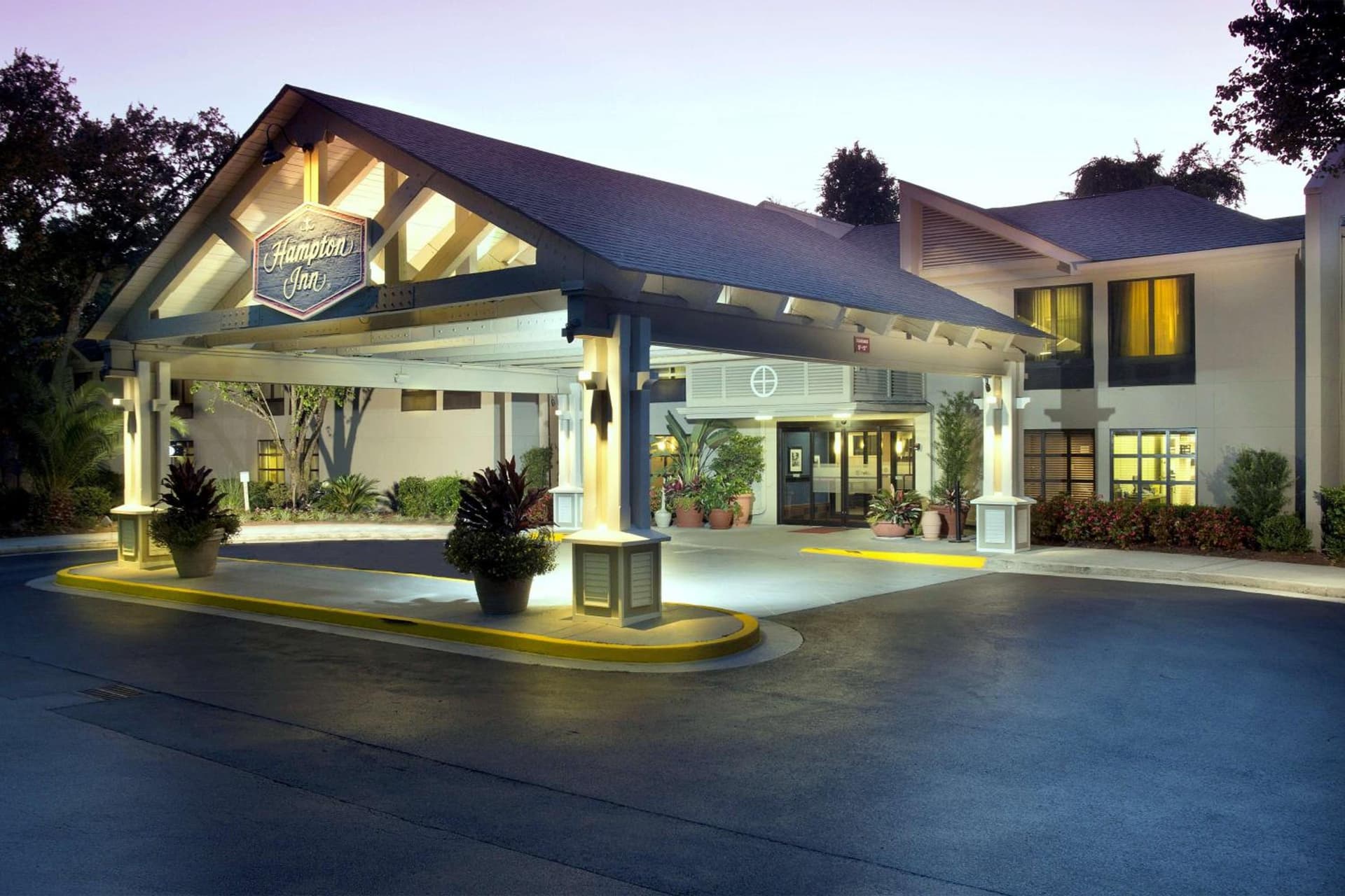 Hampton Inn Hilton Head property views in Hilton Head Island, SC — gallery photo 3