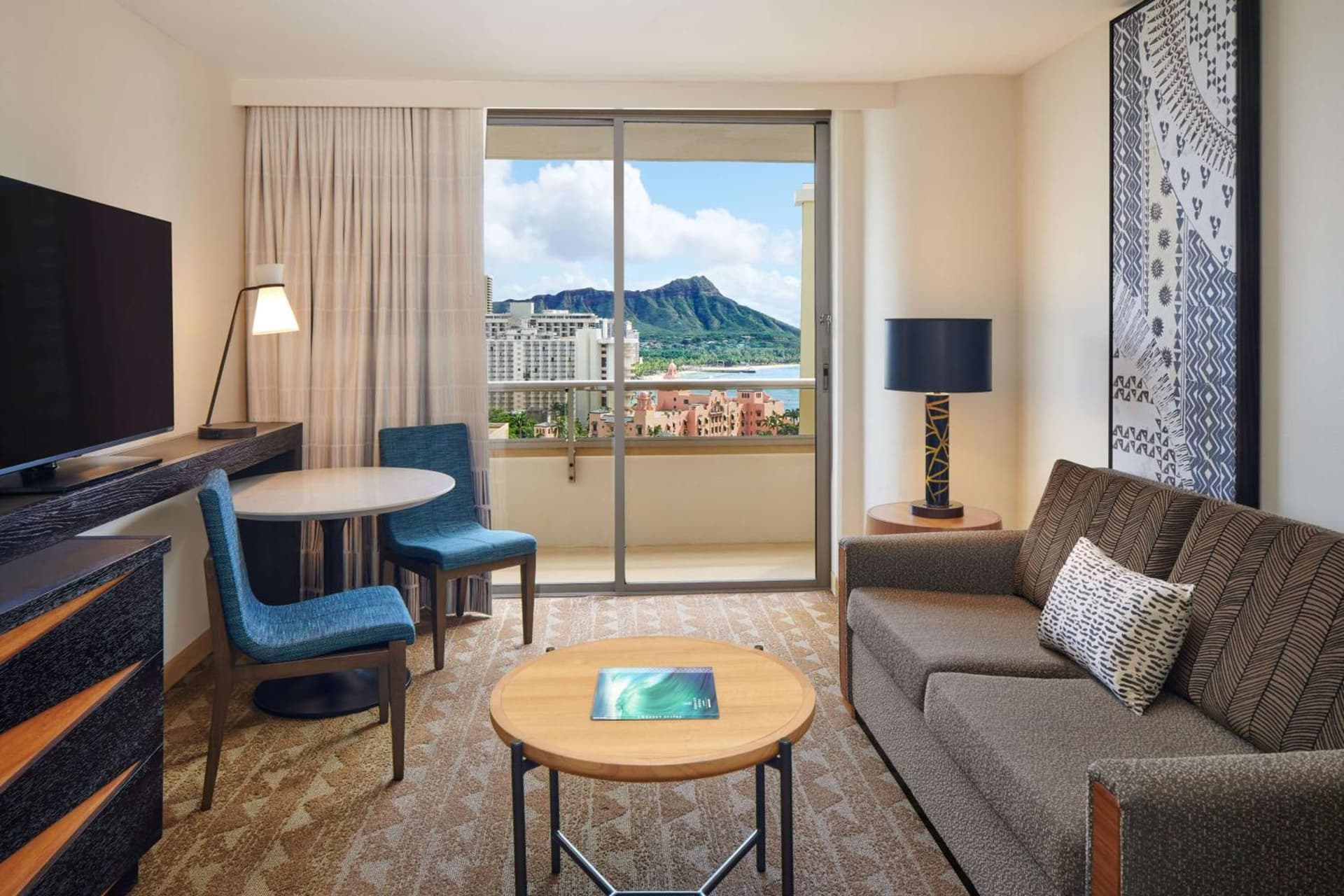 Embassy Suites by Hilton Waikiki Beach Walk gallery photo in Honolulu, HI — image 57