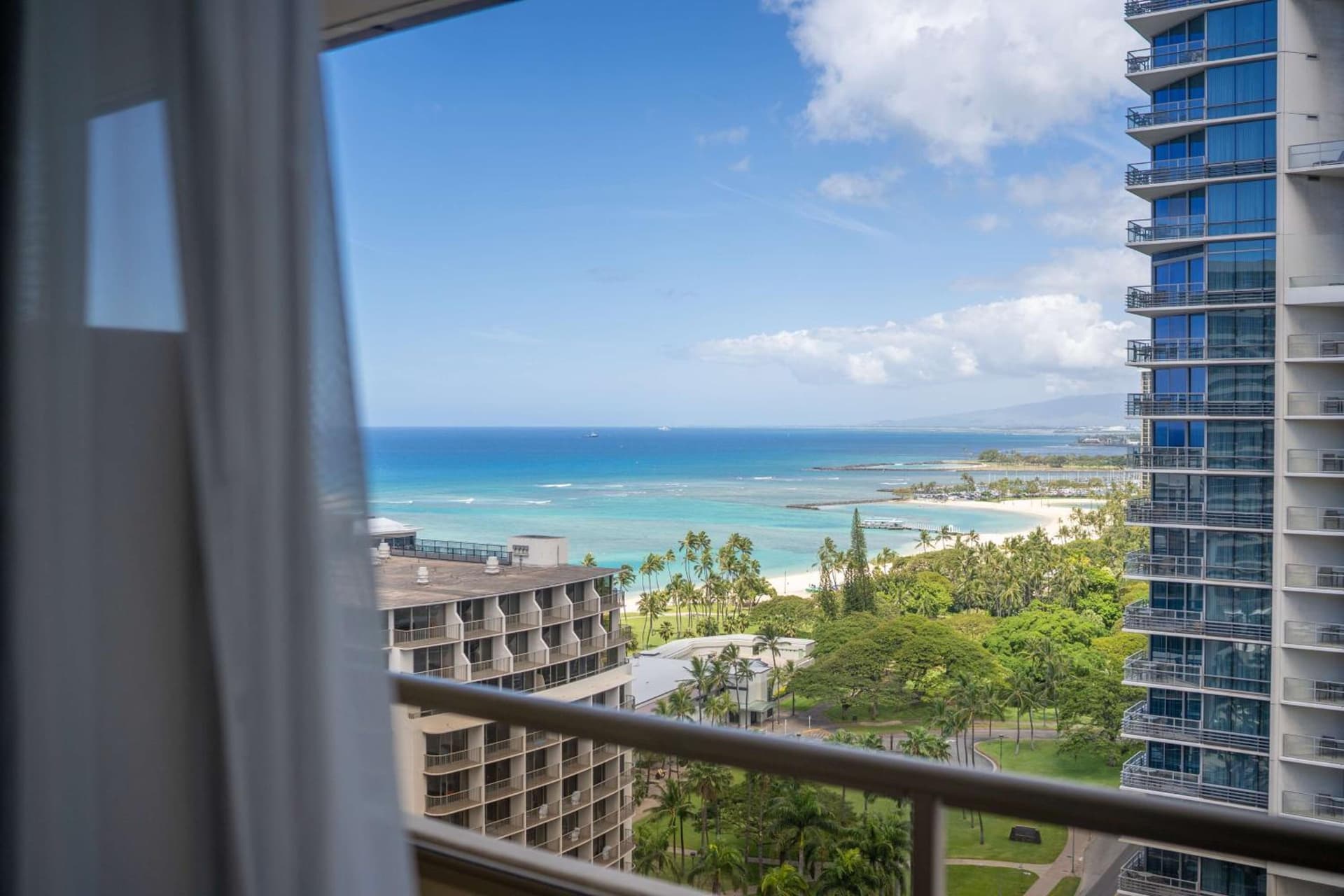 Embassy Suites by Hilton Waikiki Beach Walk gallery photo in Honolulu, HI — image 51