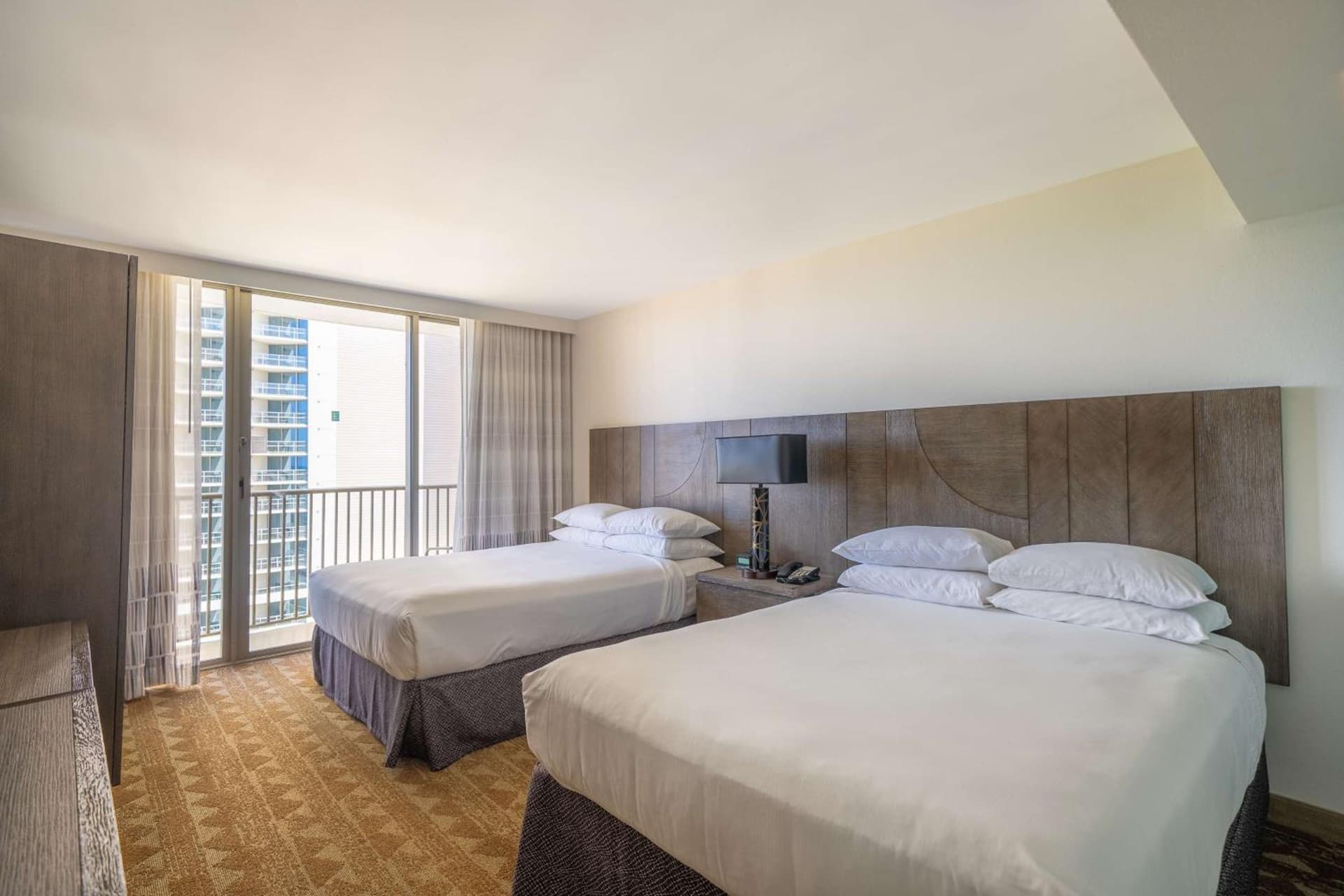 Embassy Suites by Hilton Waikiki Beach Walk gallery photo in Honolulu, HI — image 52