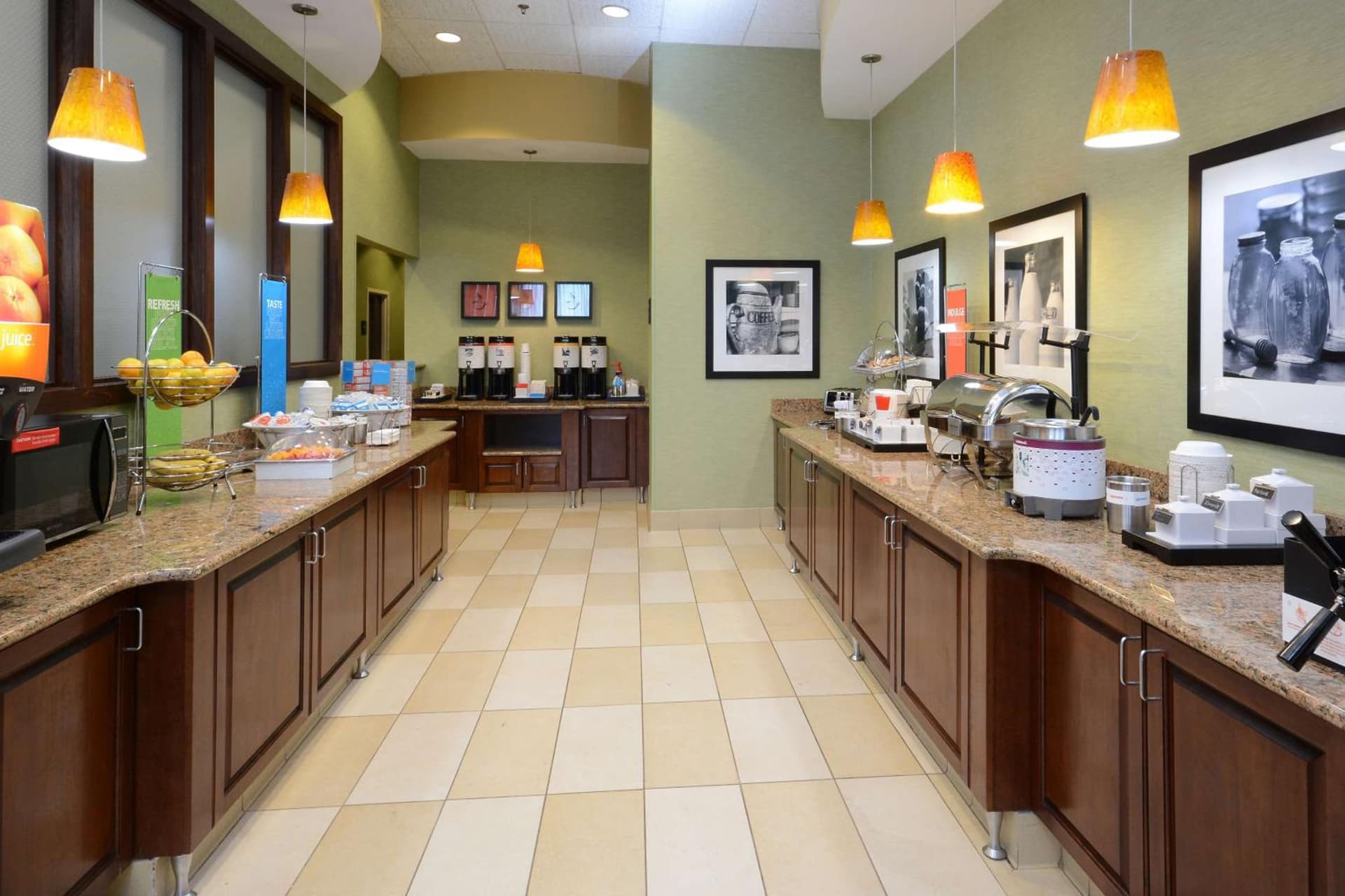 Hampton Inn High Point interior in Archdale, NC — gallery photo 2