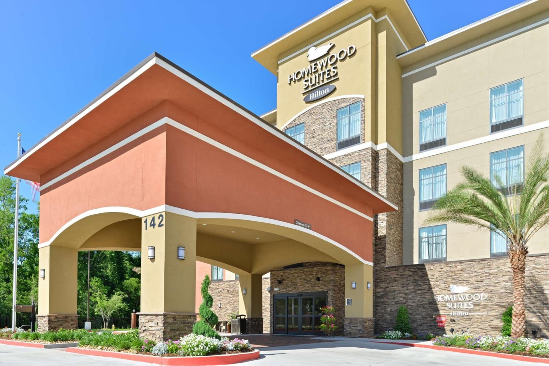Homewood Suites by Hilton Houma interior in Houma, LA — gallery photo 2