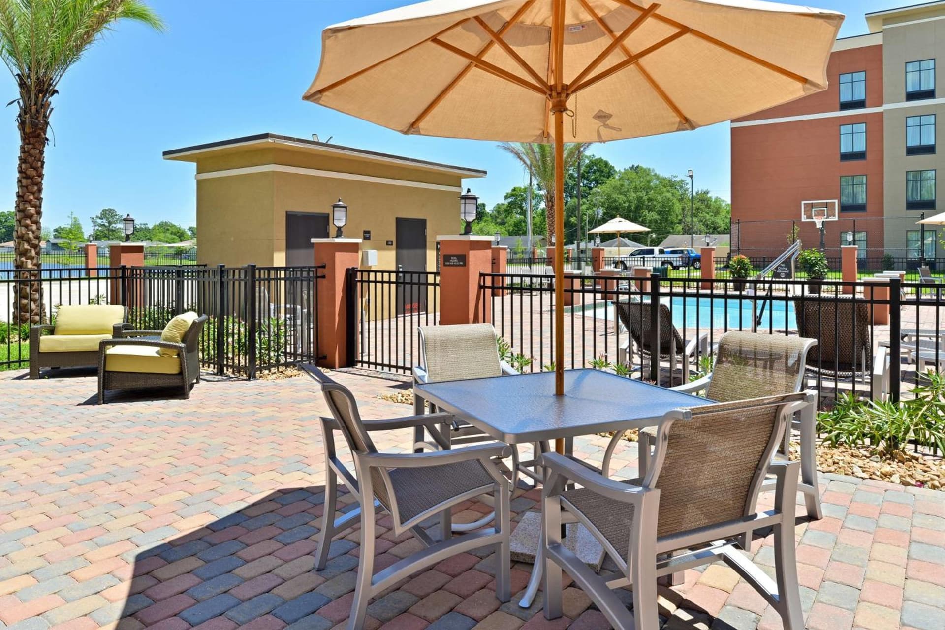 Homewood Suites by Hilton Houma property views in Houma, LA — gallery photo 3
