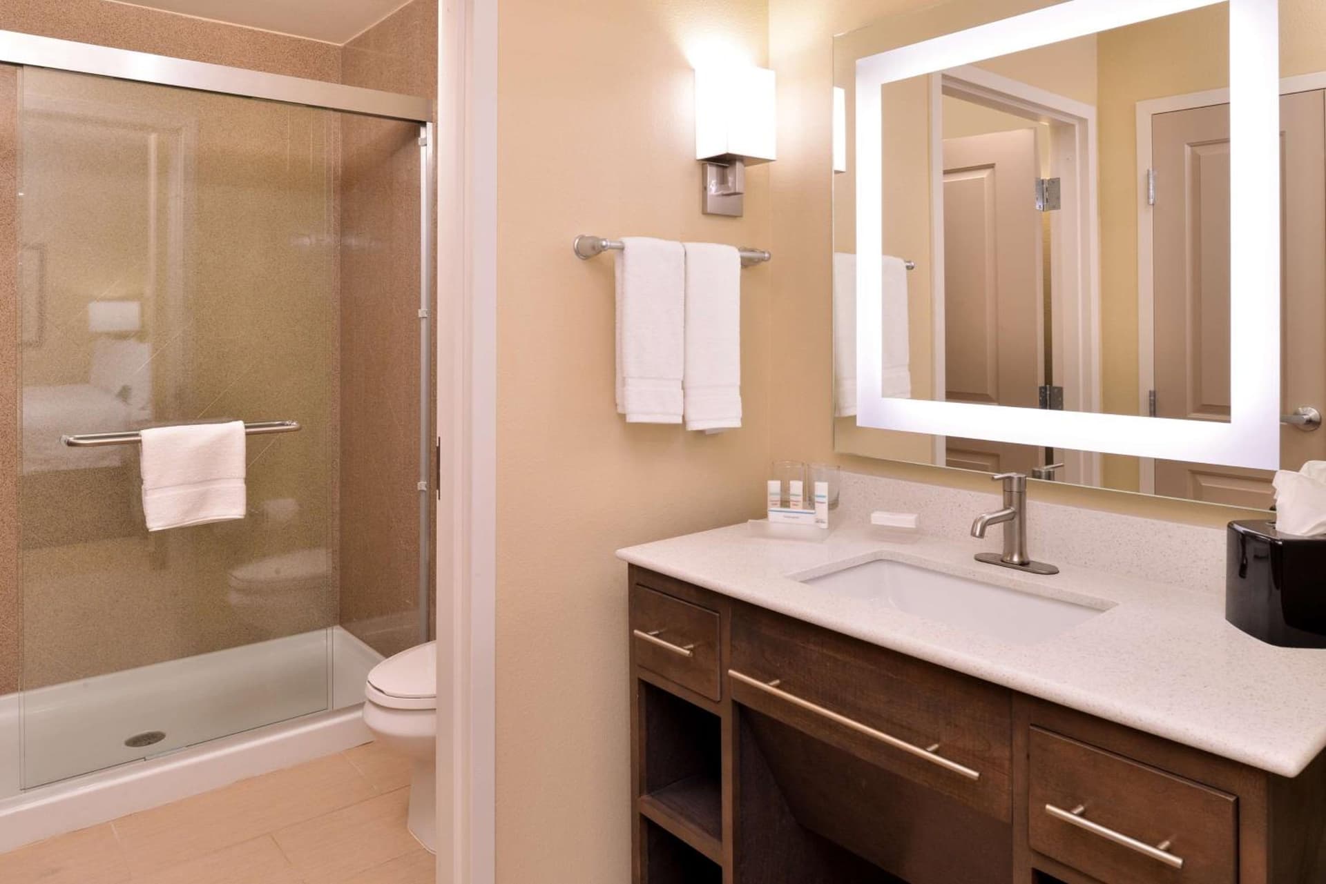 Homewood Suites by Hilton Houma gallery photo in Houma, LA — image 60