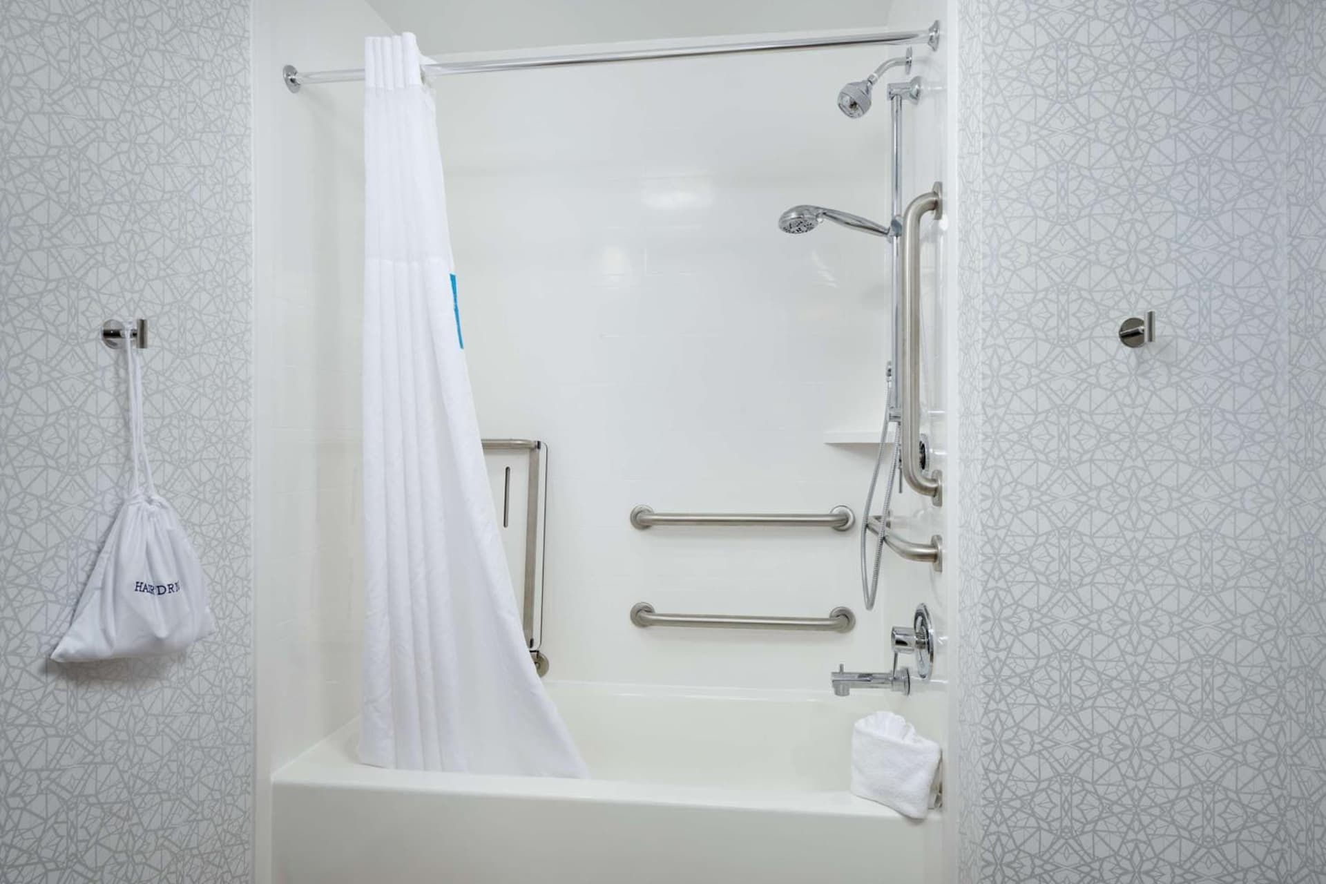 Hampton Inn Wilmington-Medical Park gallery photo in Wilmington, NC — image 11