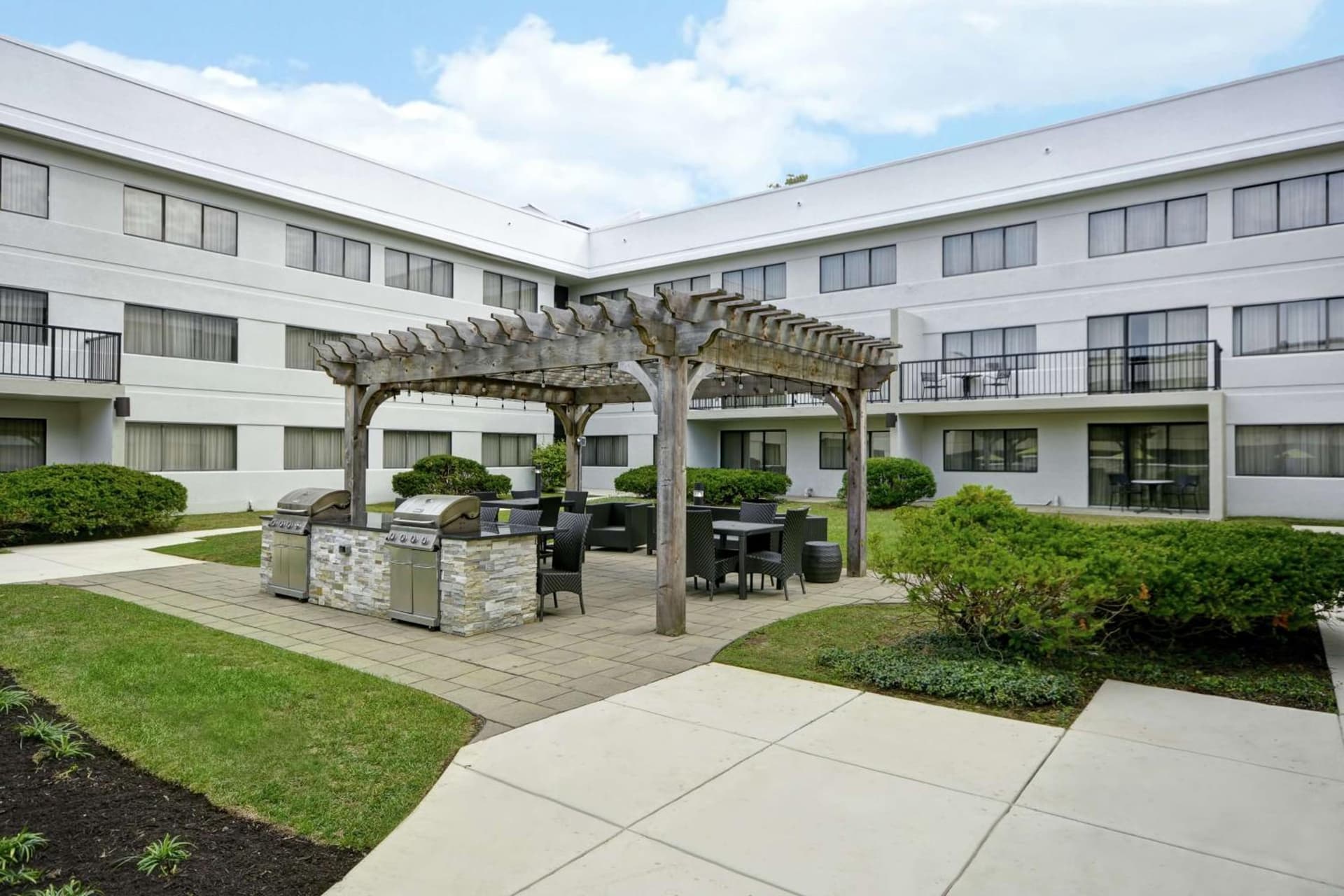 Homewood Suites by Hilton Indianapolis Carmel property views in Carmel, IN — gallery photo 3